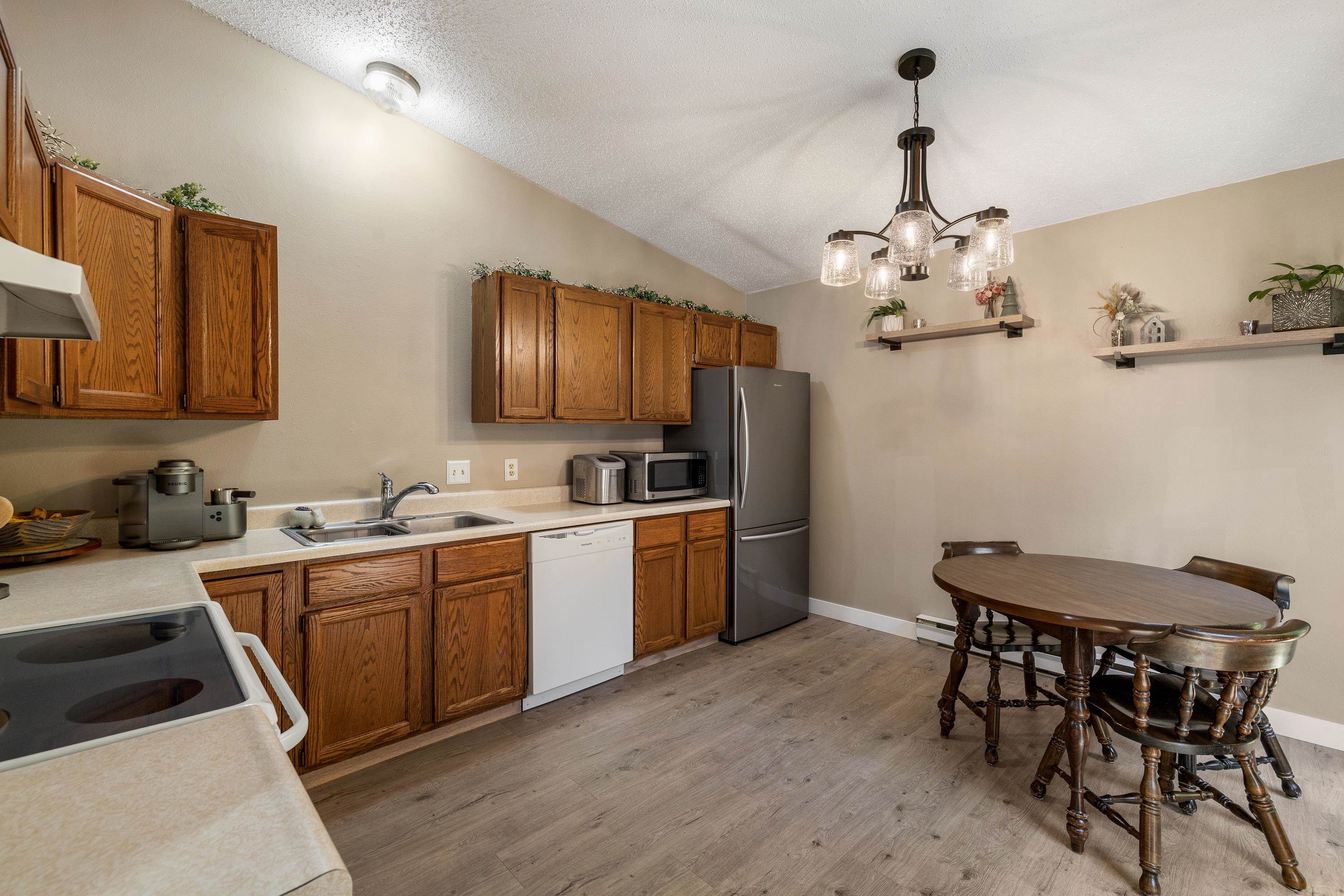 4822 Stoney Brook Court