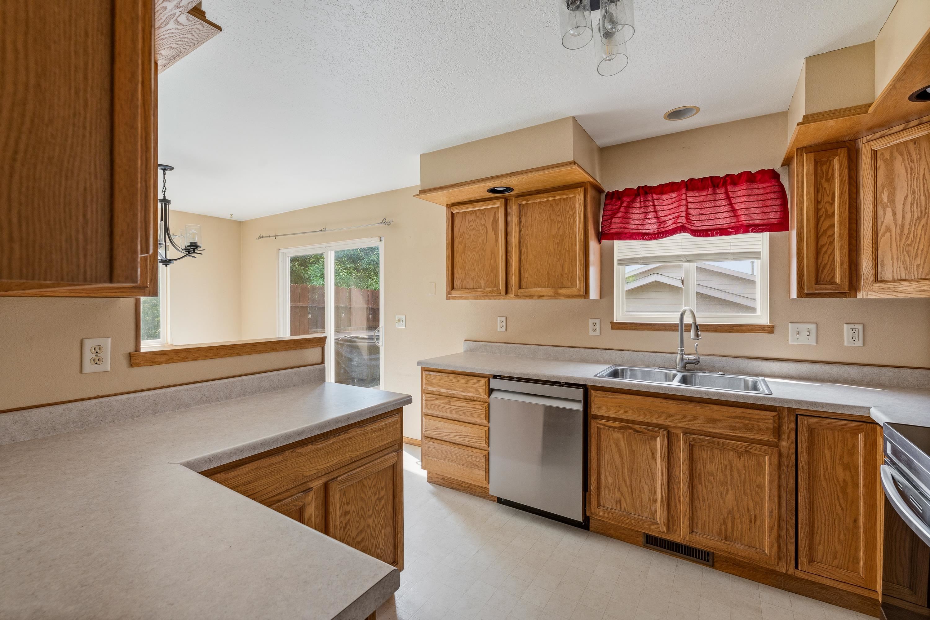1423 Aurora Drive