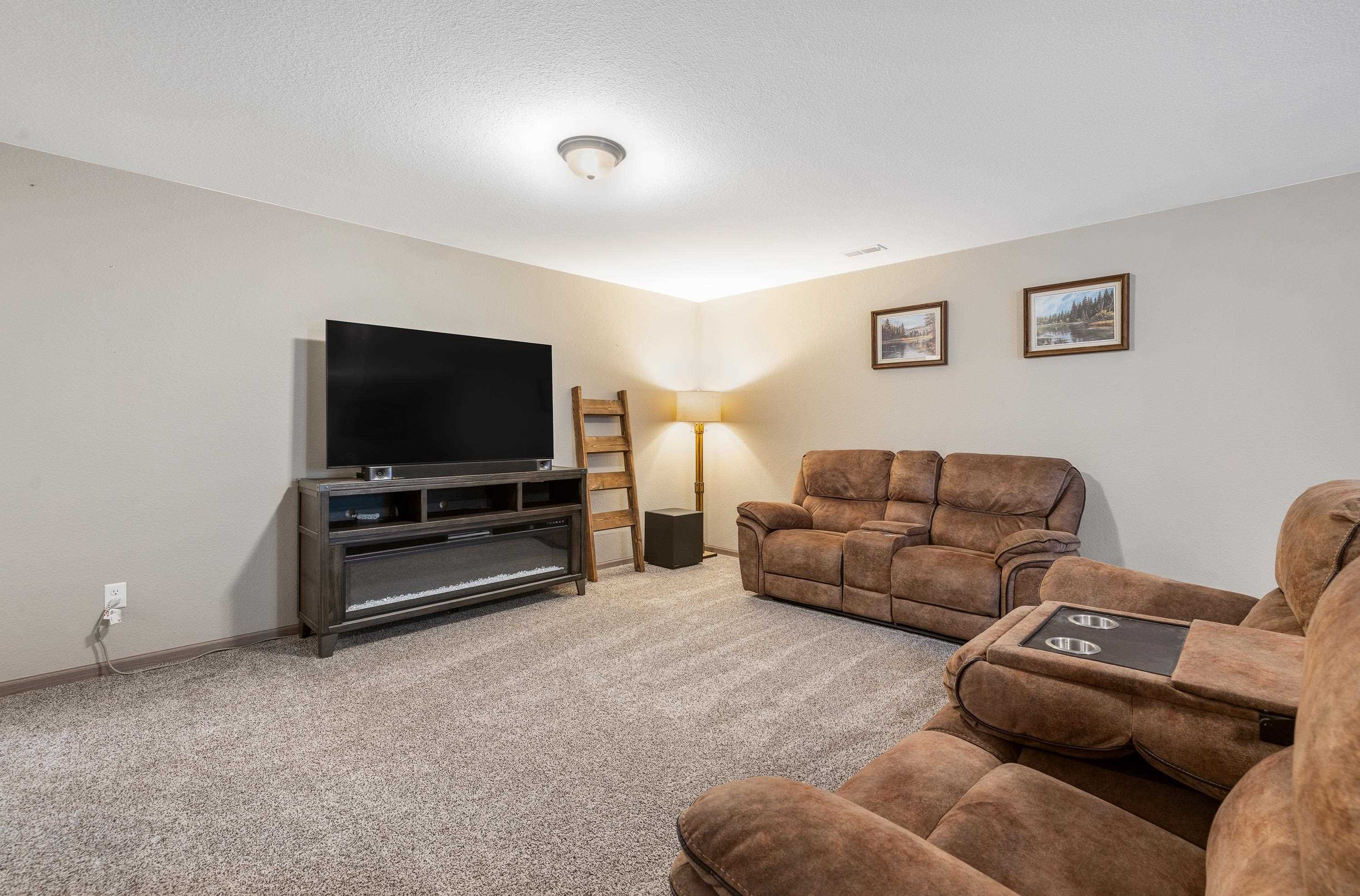 3007 Jessup Lane