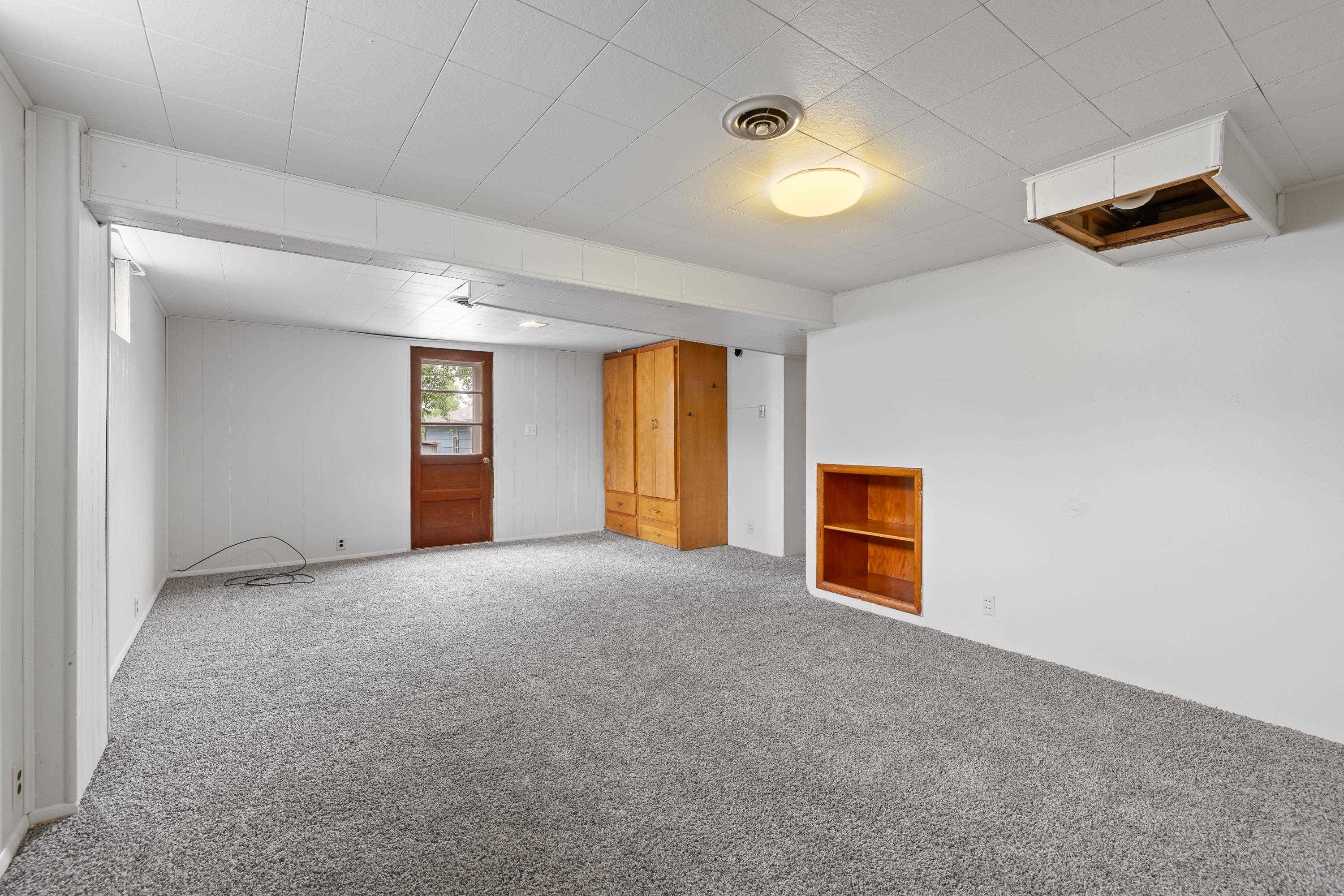 2117 Cruz Drive