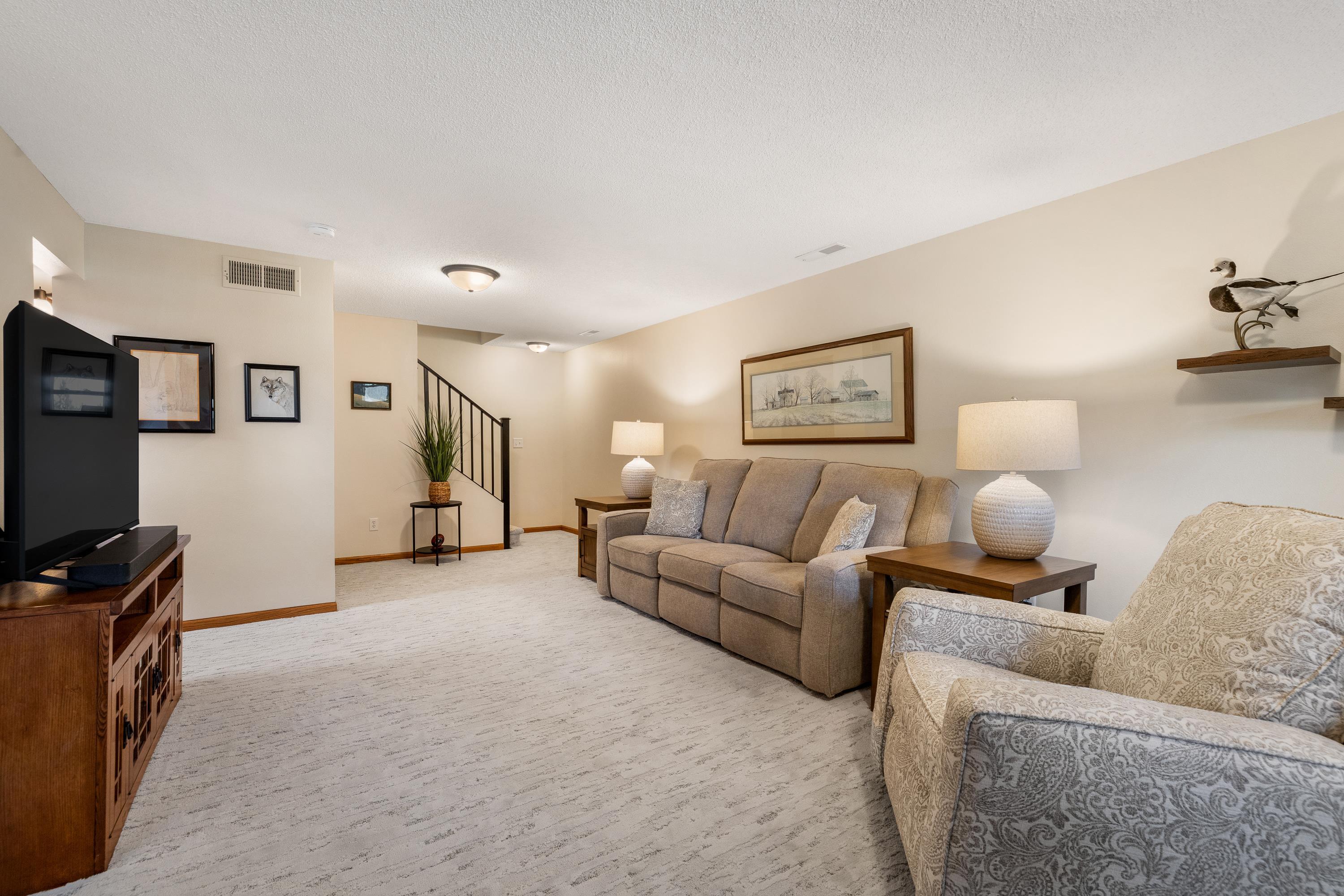 4907 Raven Circle