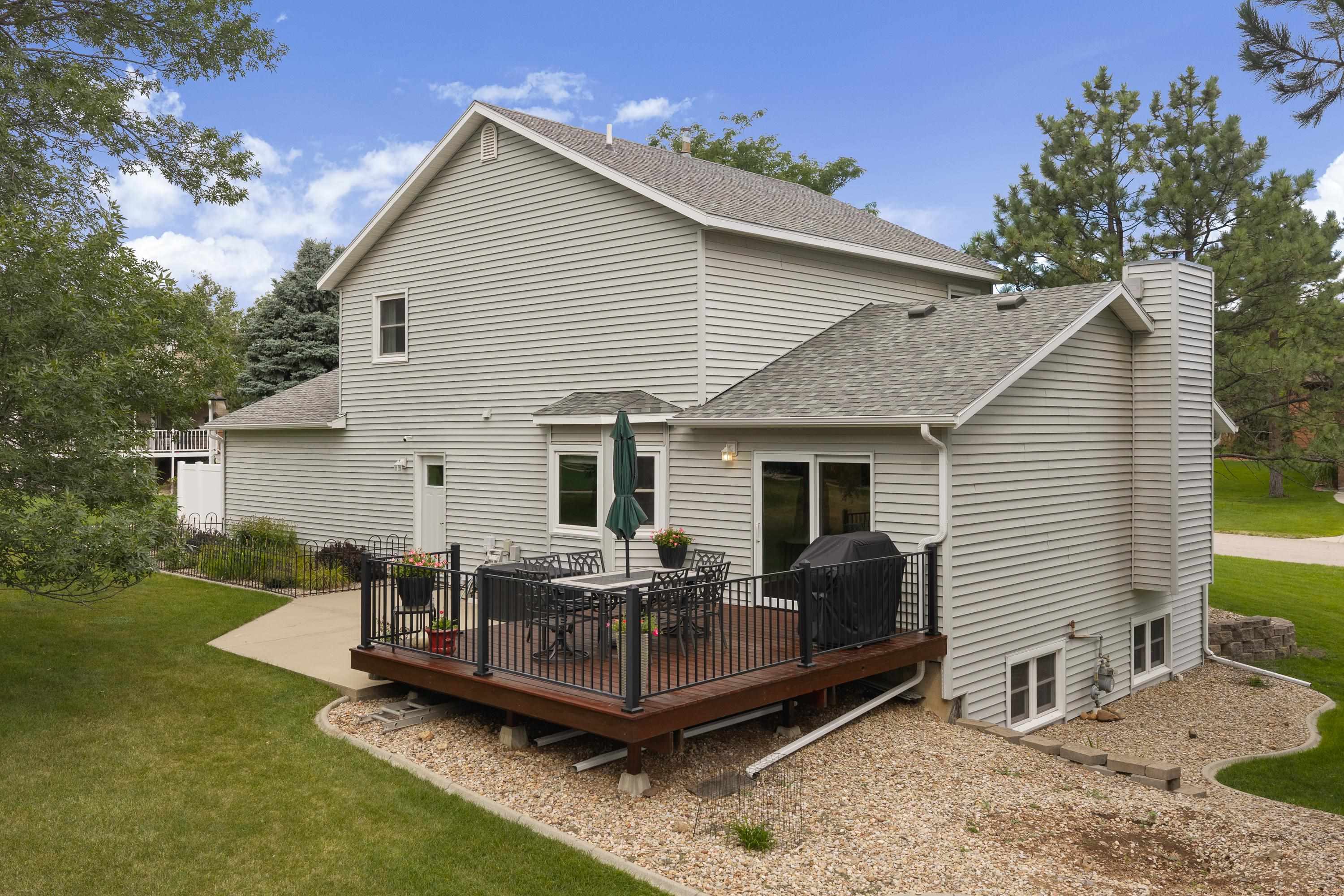 4907 Raven Circle