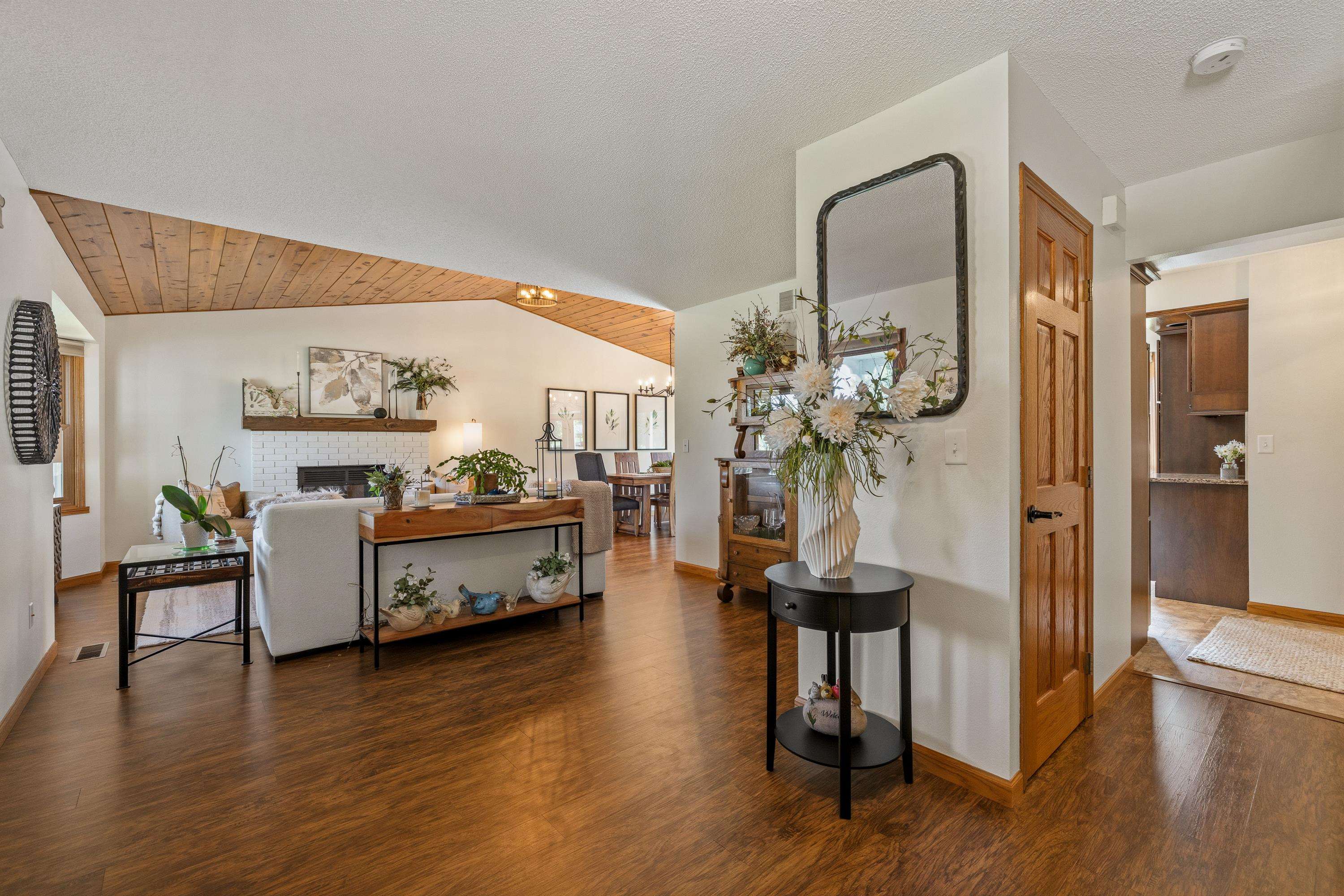 4907 Raven Circle