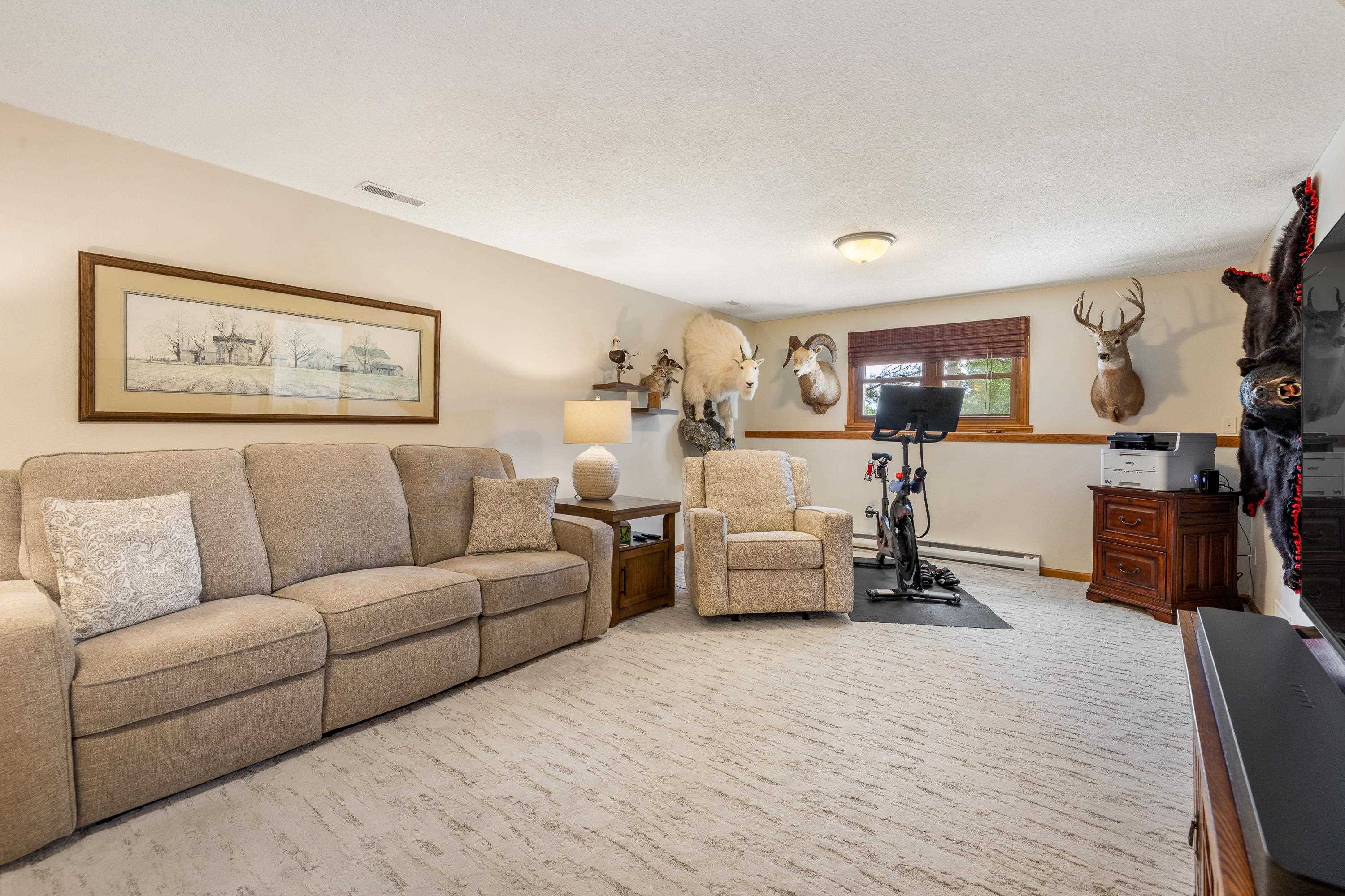 4907 Raven Circle