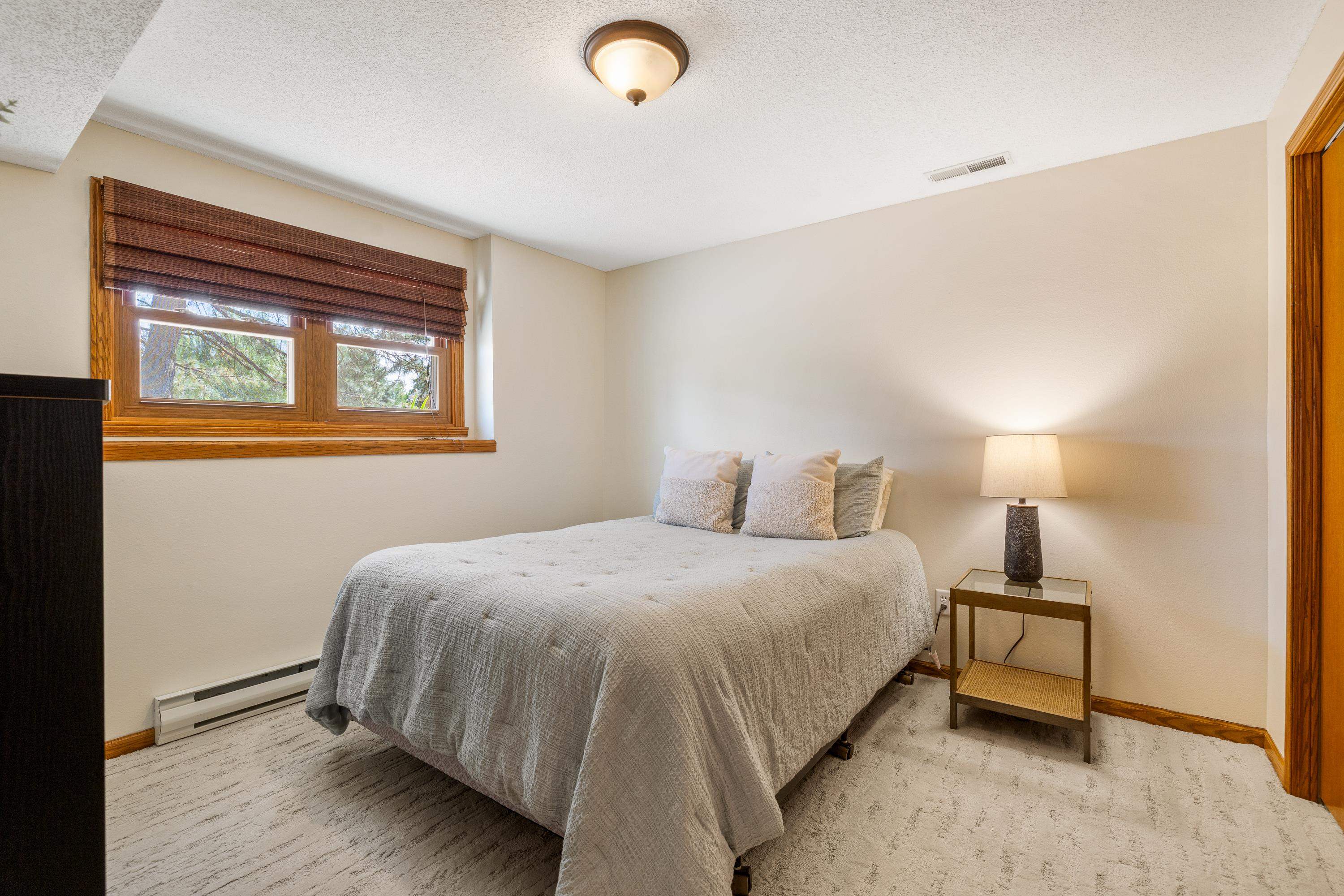 4907 Raven Circle