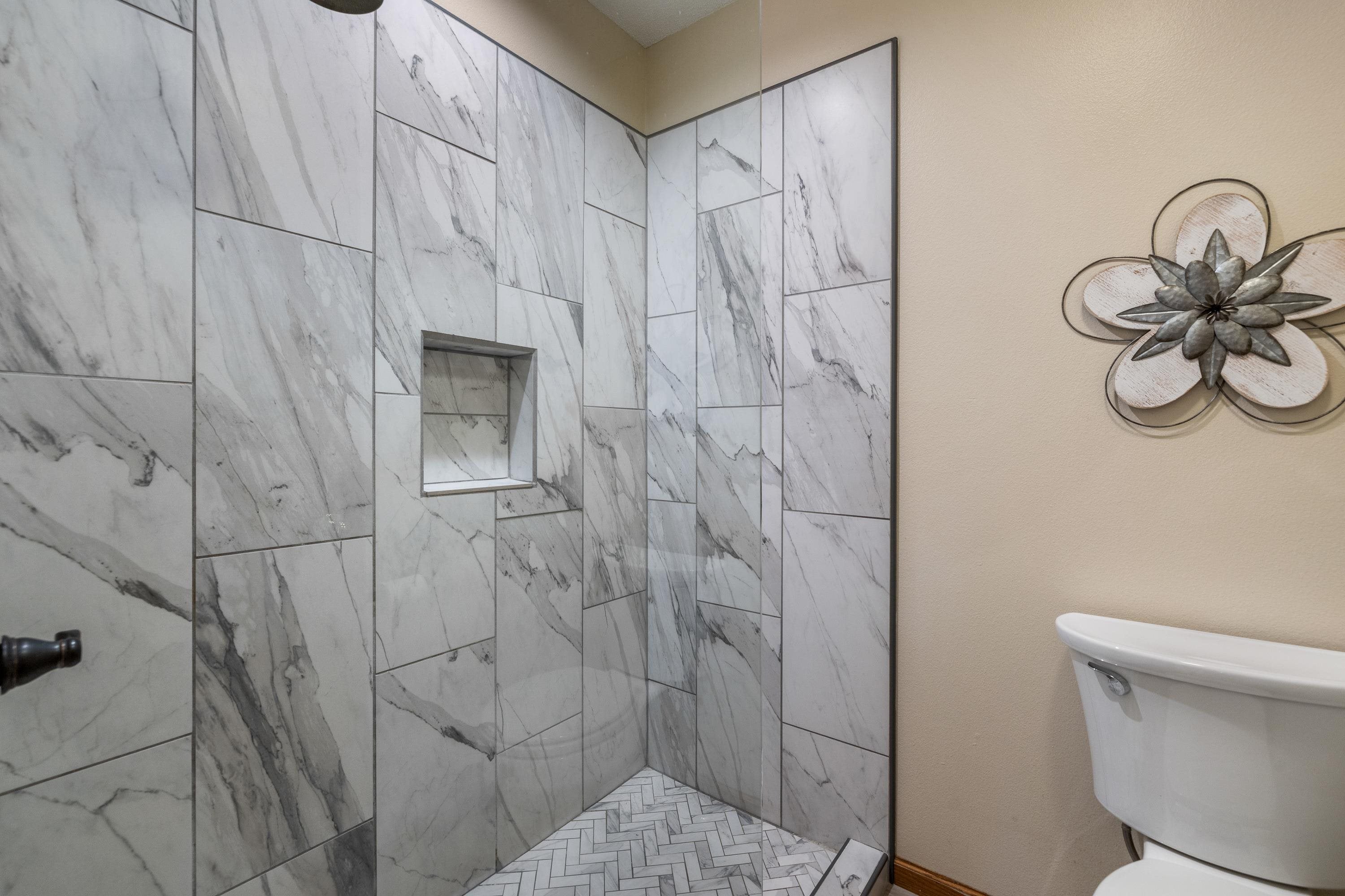 4907 Raven Circle
