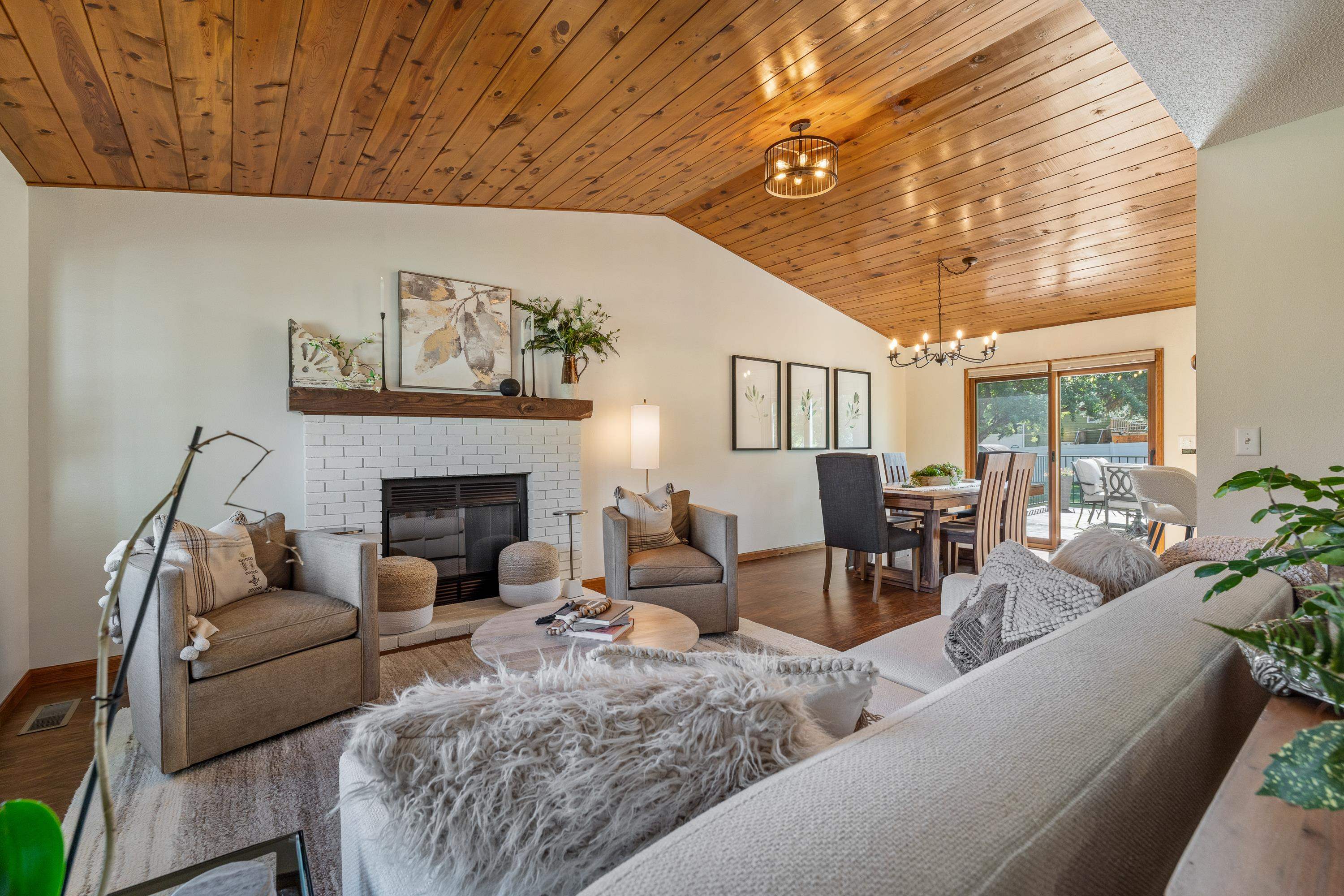 4907 Raven Circle