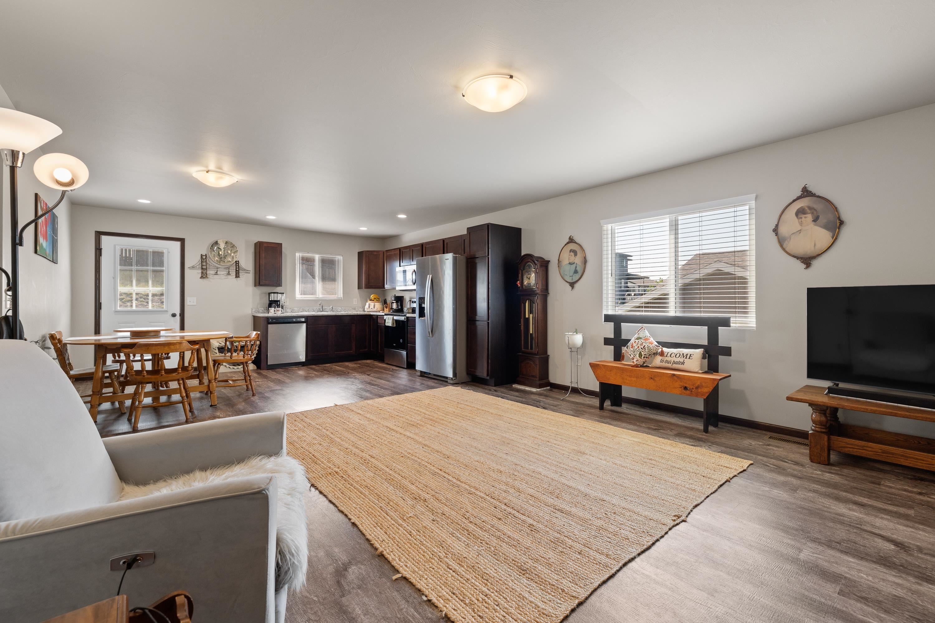 414 Diamond Ridge Boulevard