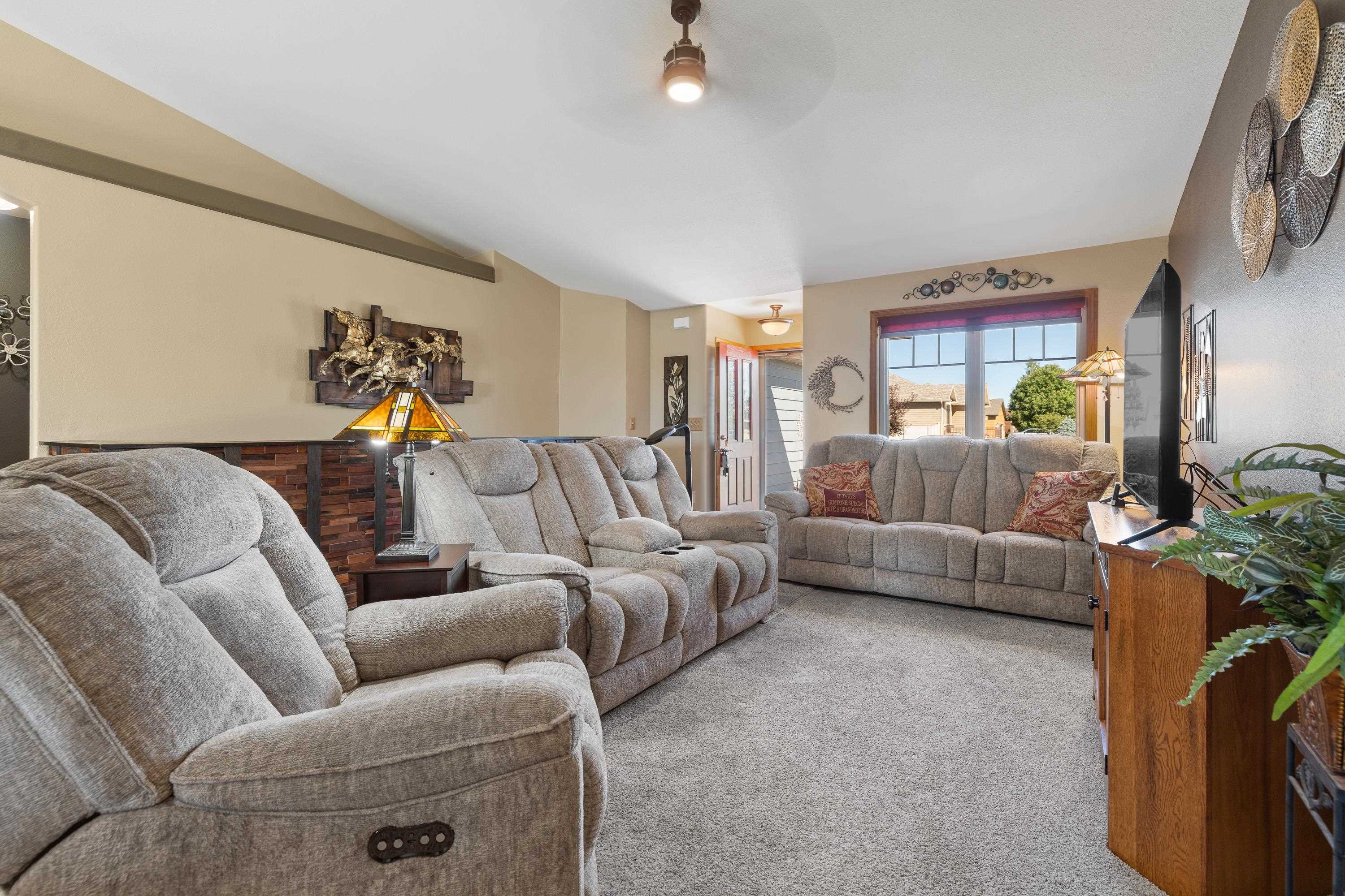 4225 Portrush Rd.