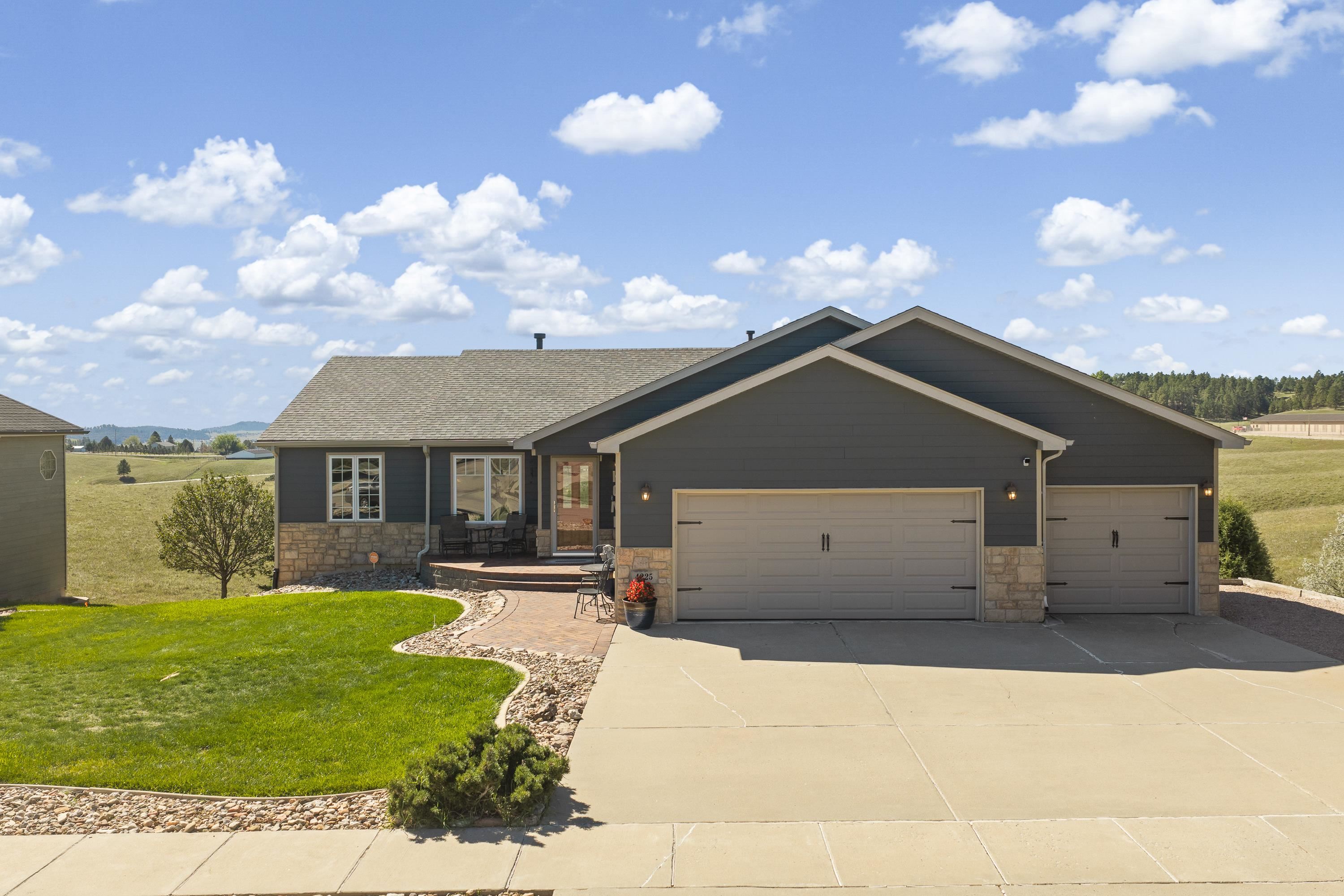 4225 Portrush Rd.