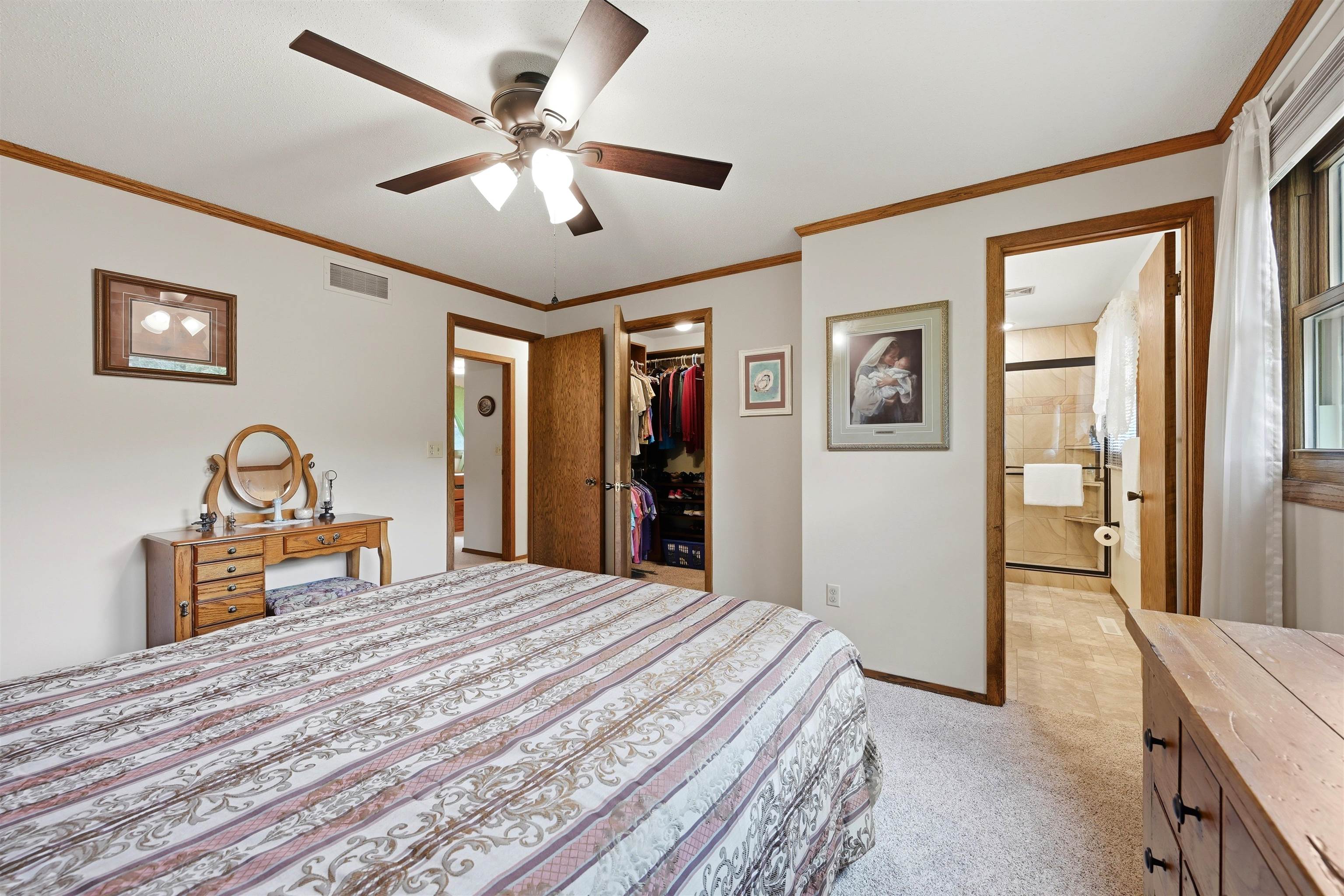 2728 Harney Place