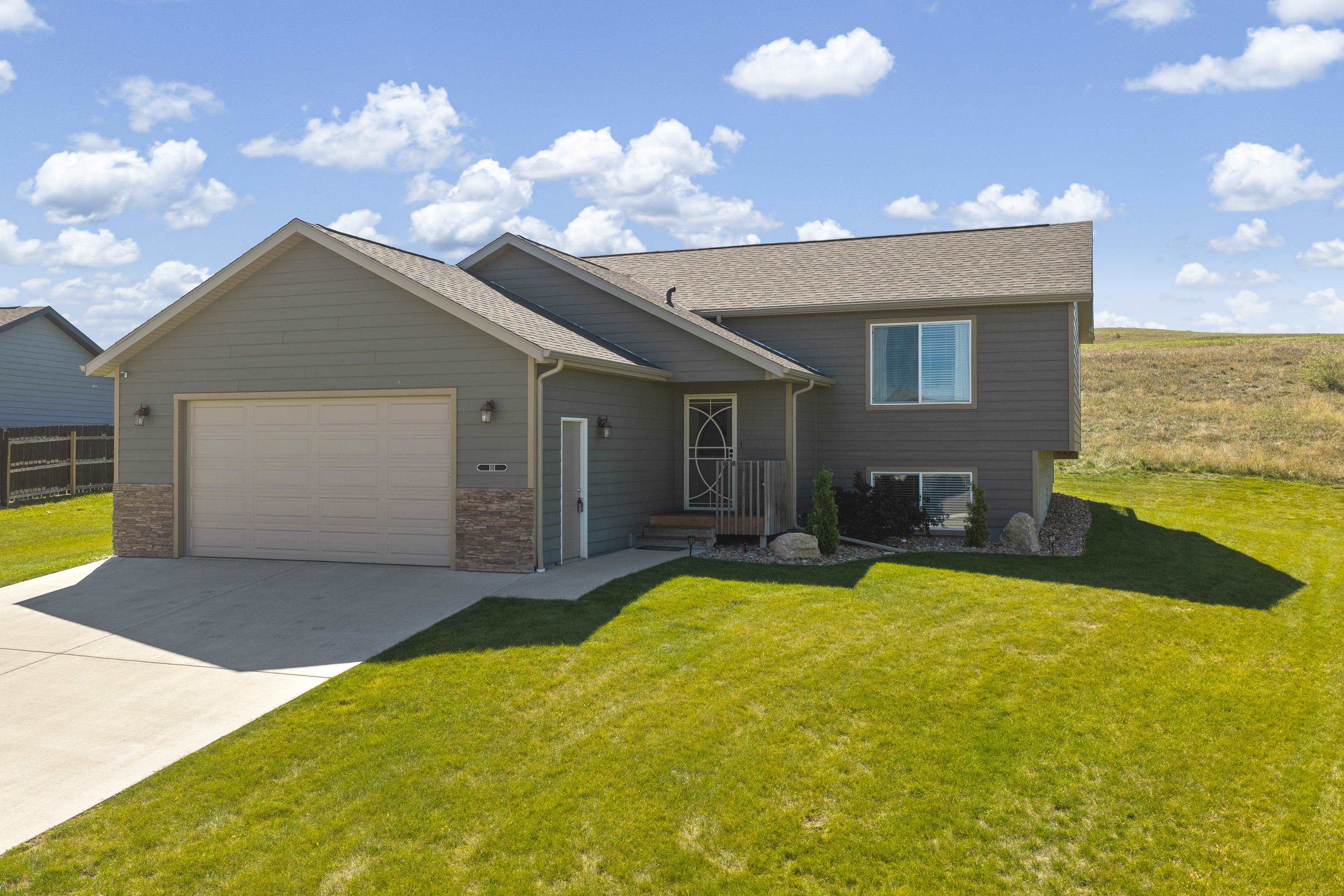 101 Giants Drive