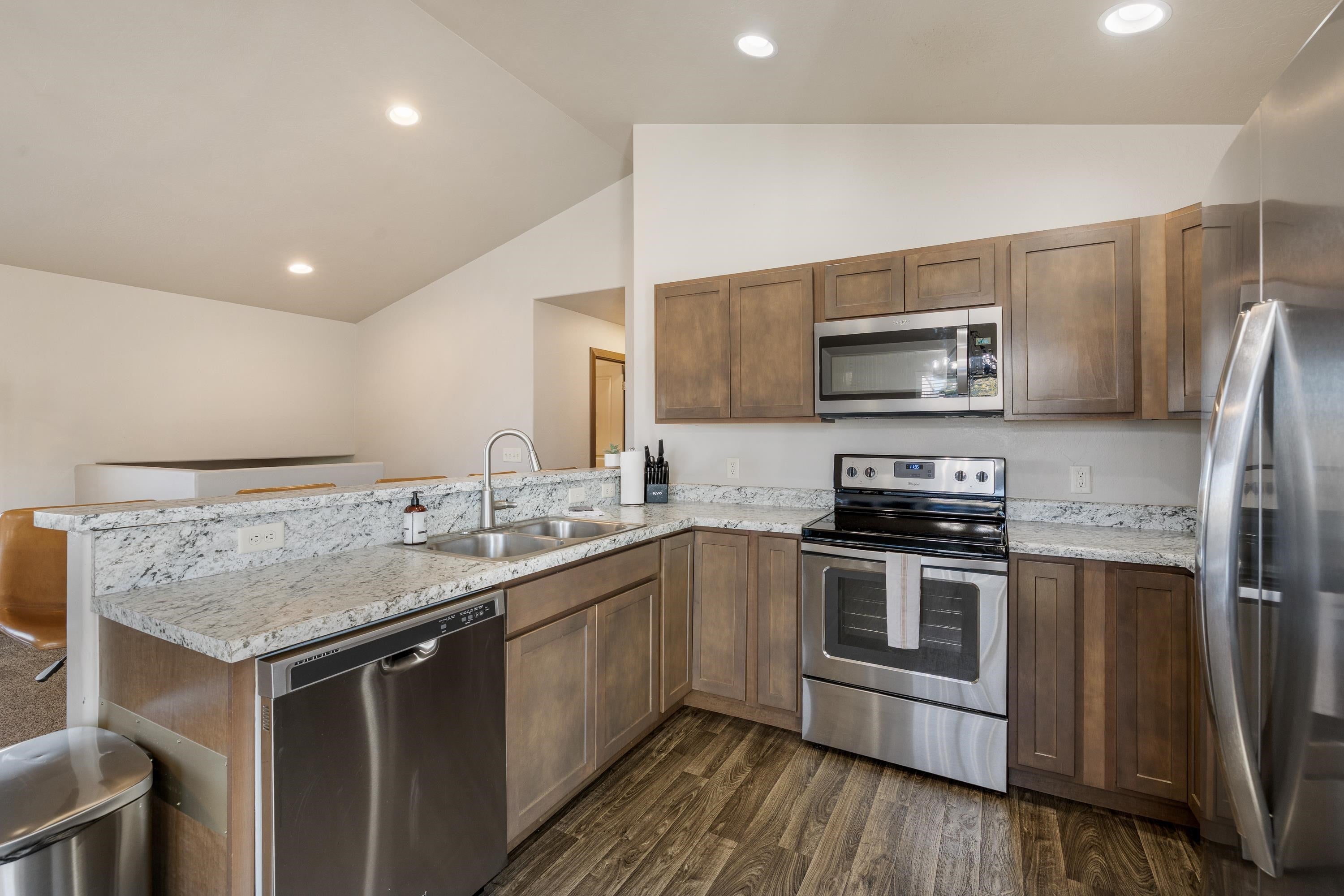 101 Giants Drive