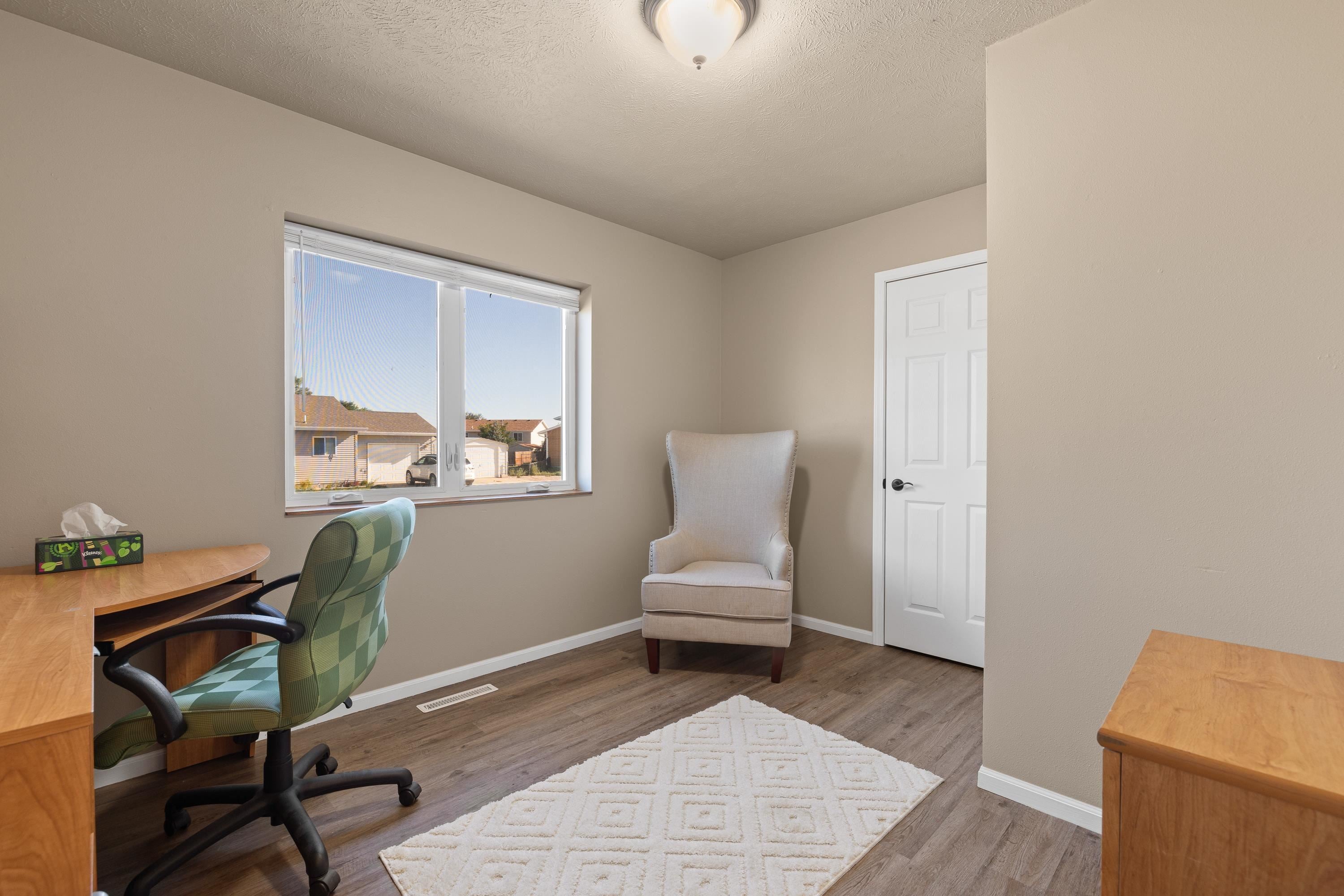628 Shuttle Ct