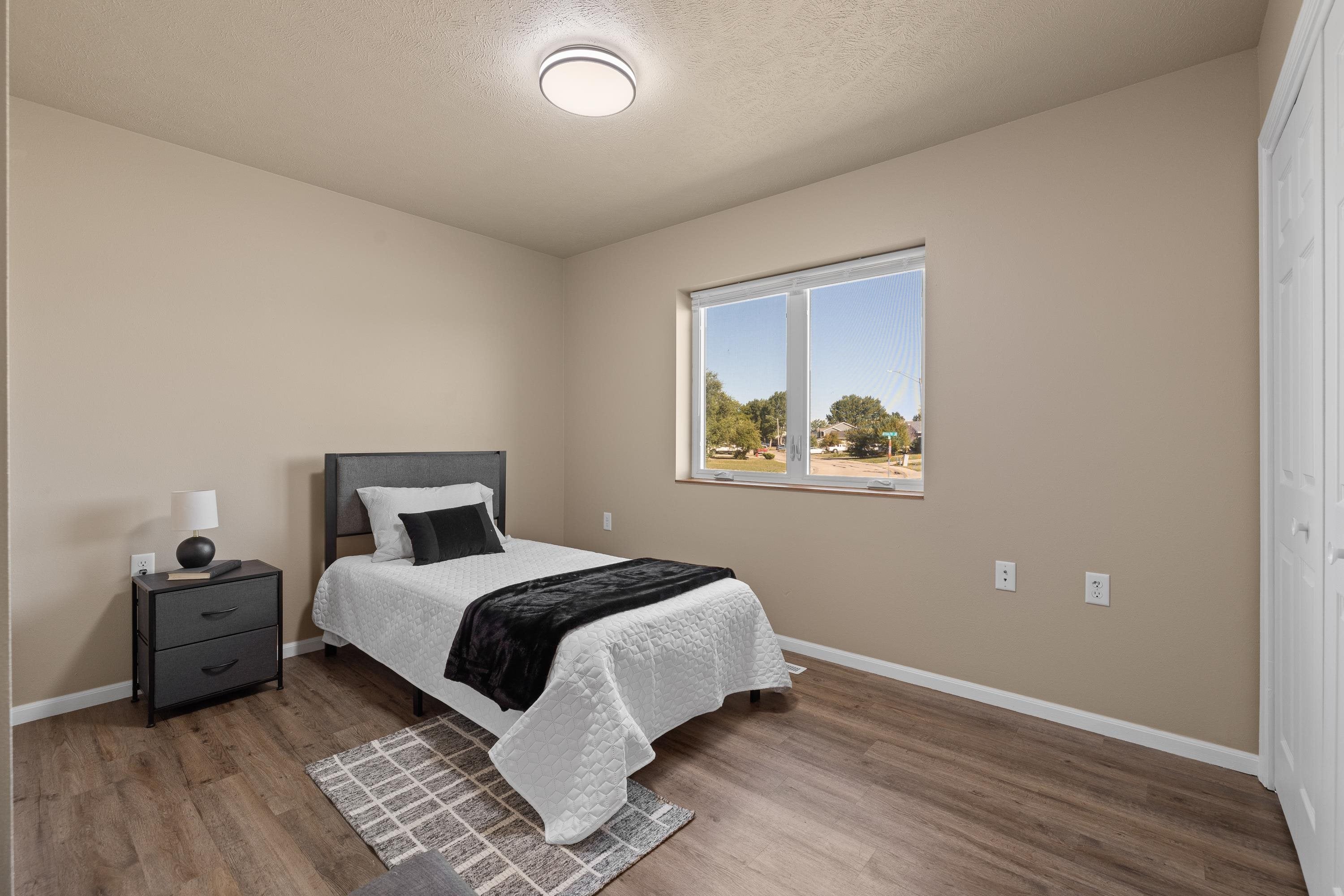 628 Shuttle Ct