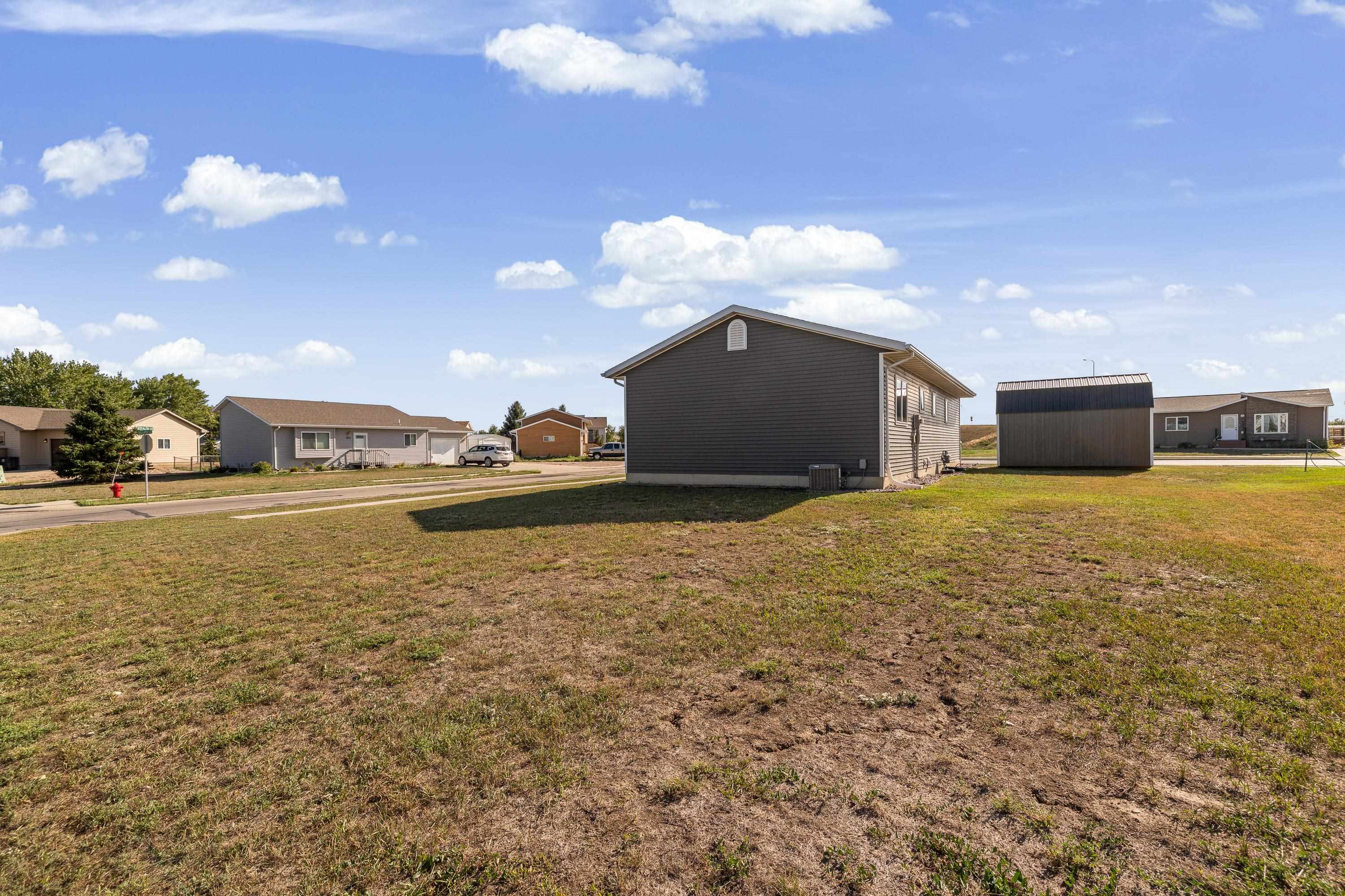 628 Shuttle Ct
