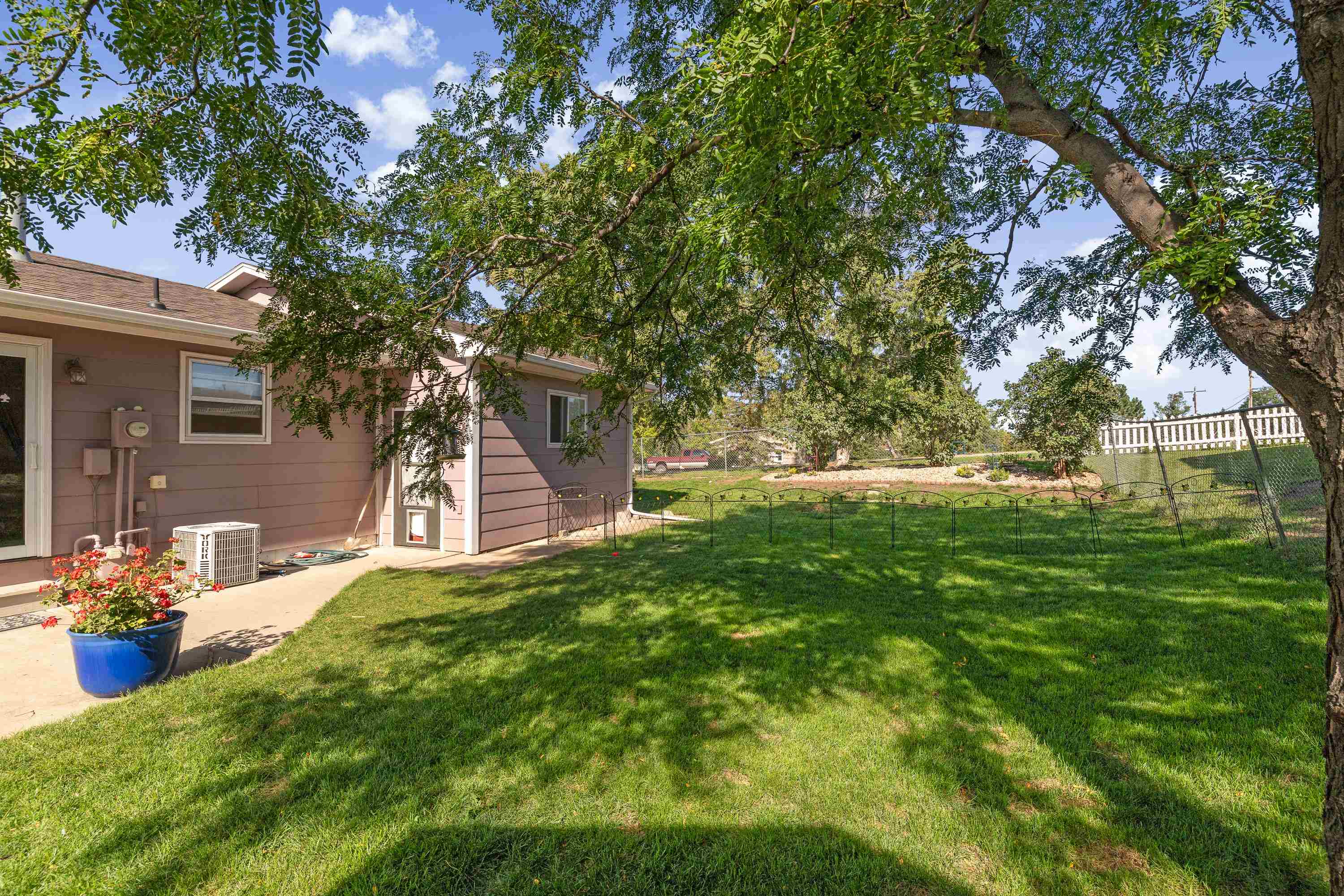 3502 Ivy Avenue
