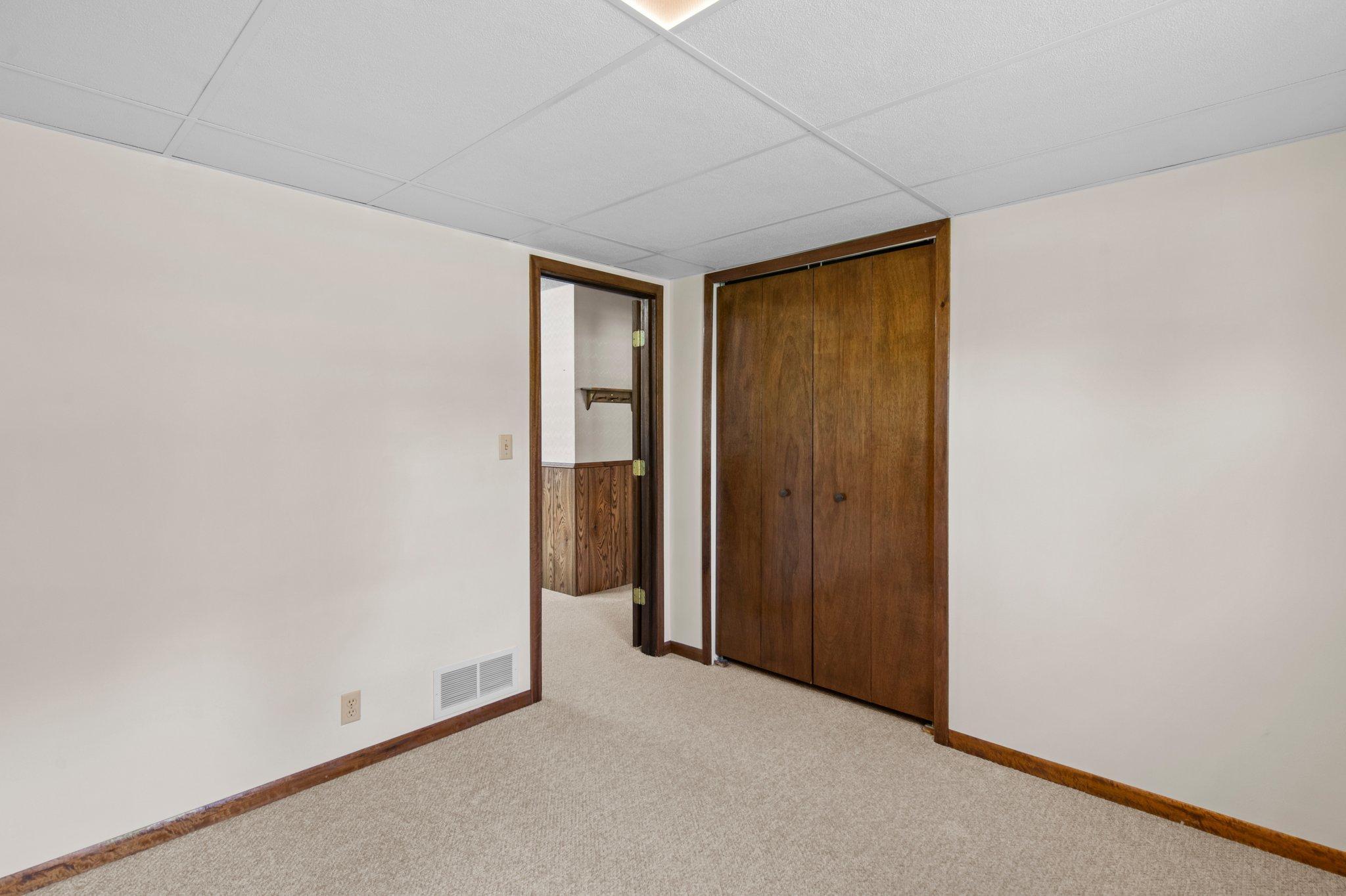 10110 96th Avenue N