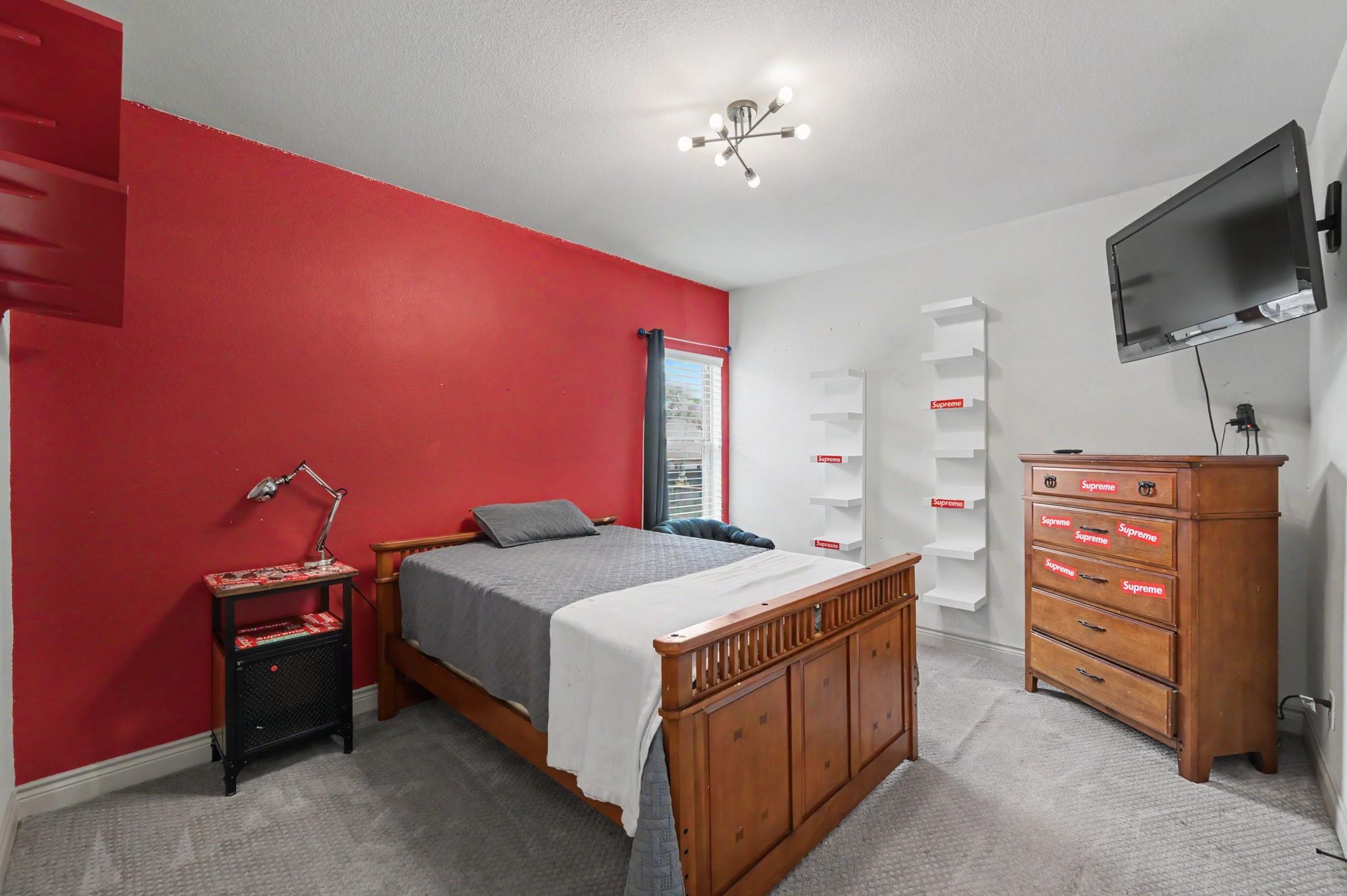2807 Alan Lake Lane