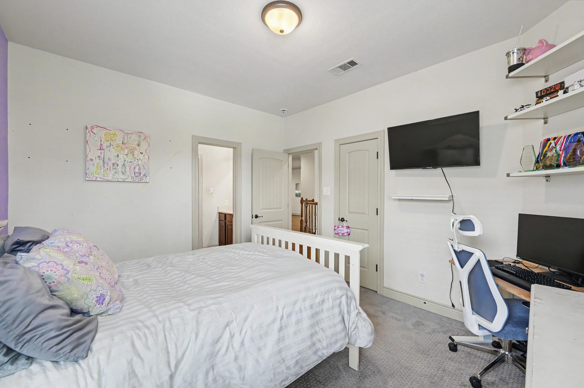 2807 Alan Lake Lane