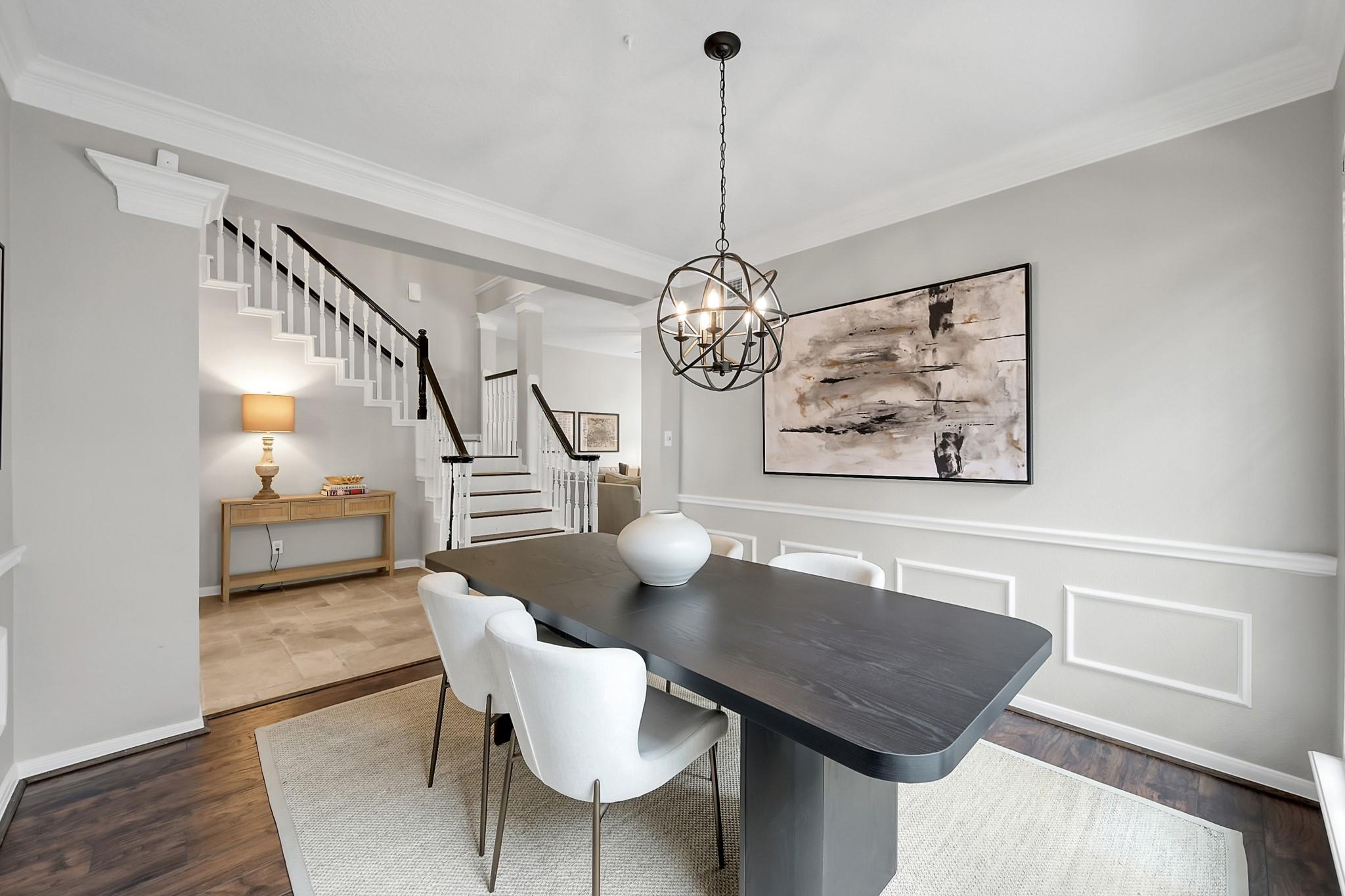 31 E Amberglow Circle