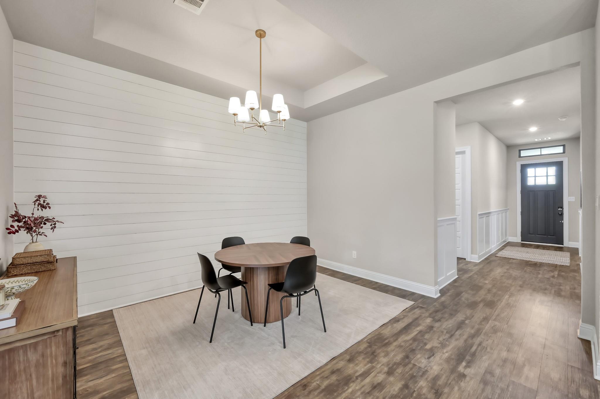 4273 Grand Oaks Wind