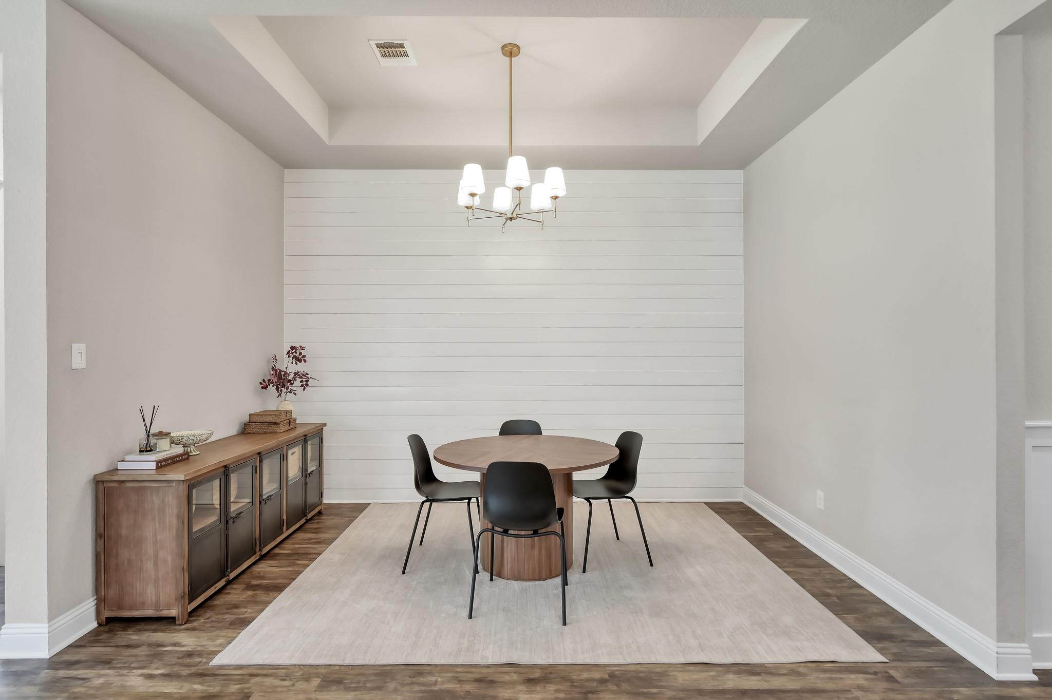 4273 Grand Oaks Wind