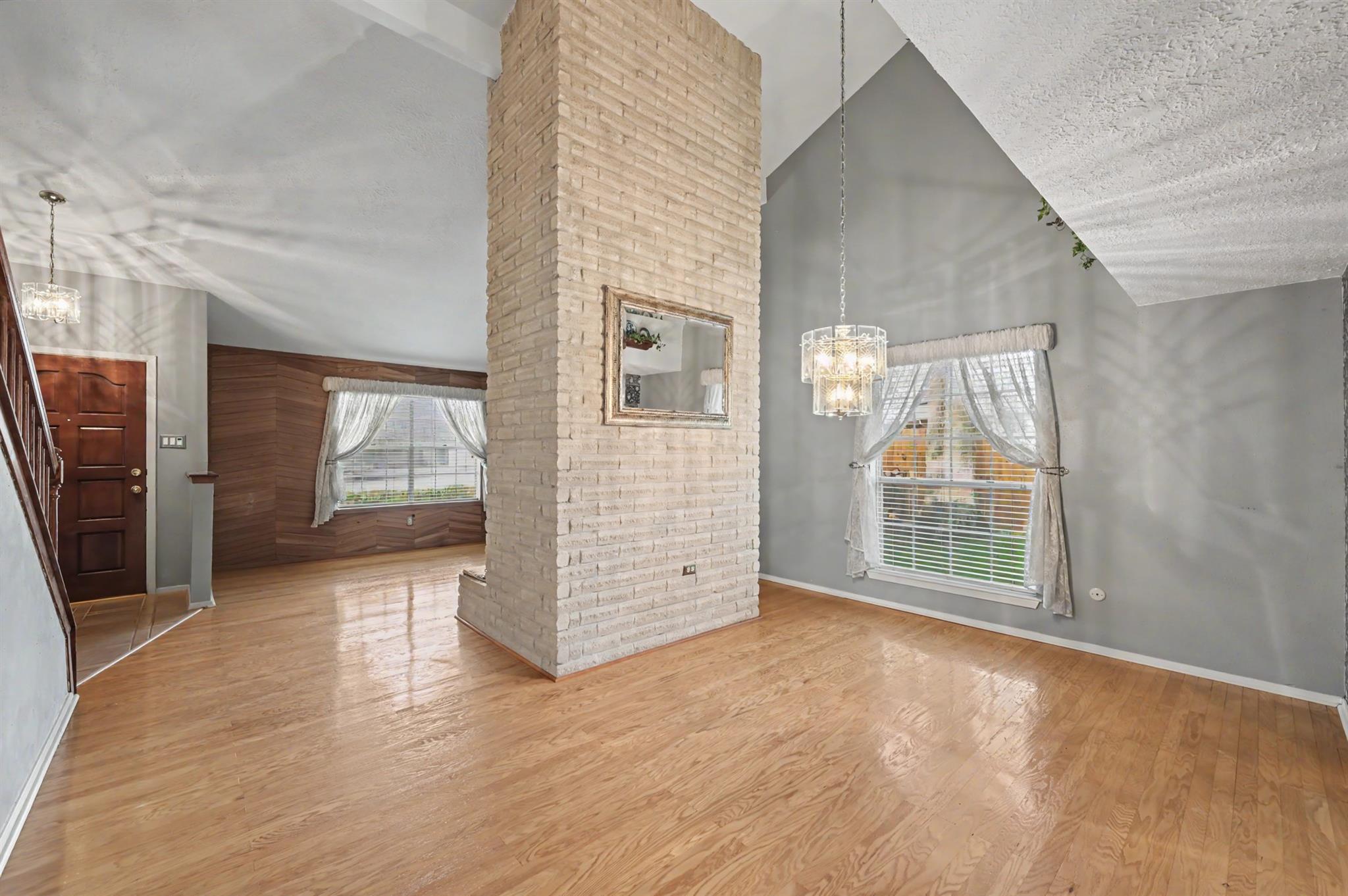 4926 Edinston Place