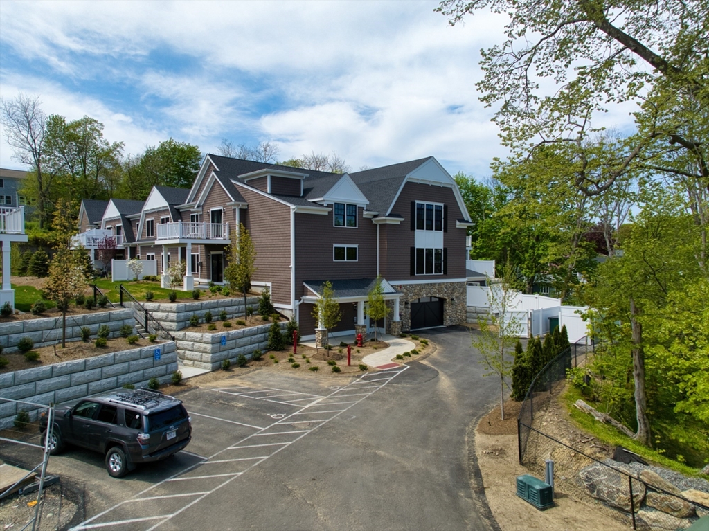 134 Court St Unit: 22
