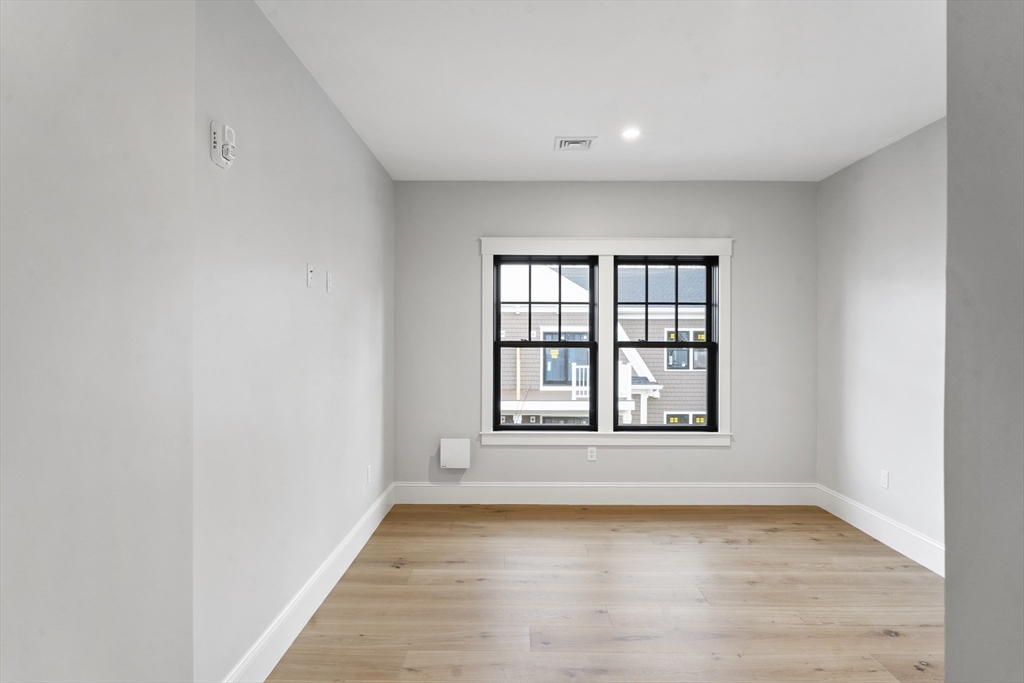 134 Court St Unit: 22