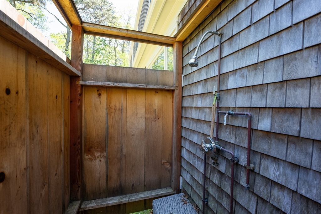 56 James Circle