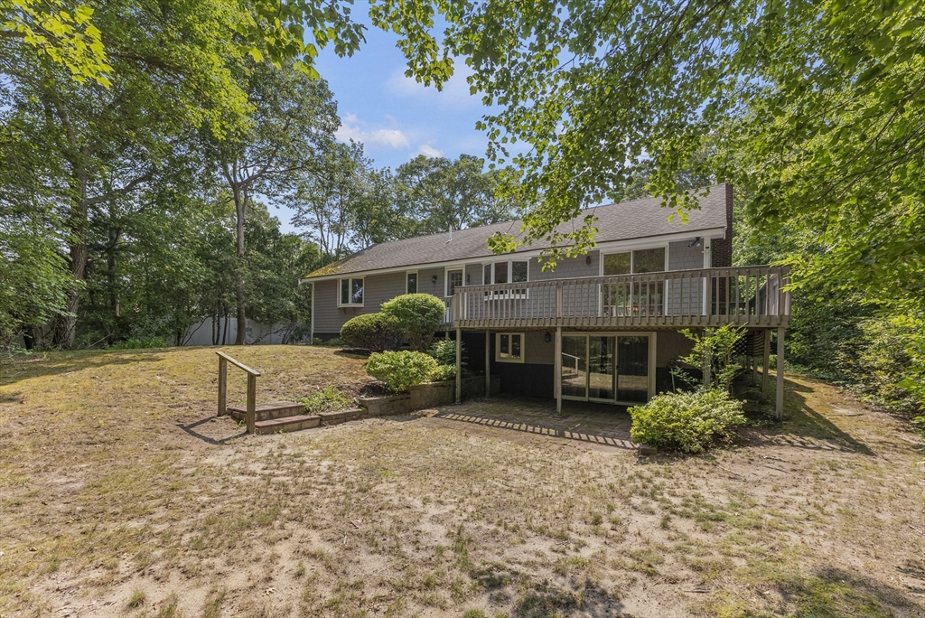4 Quamhassett Rd