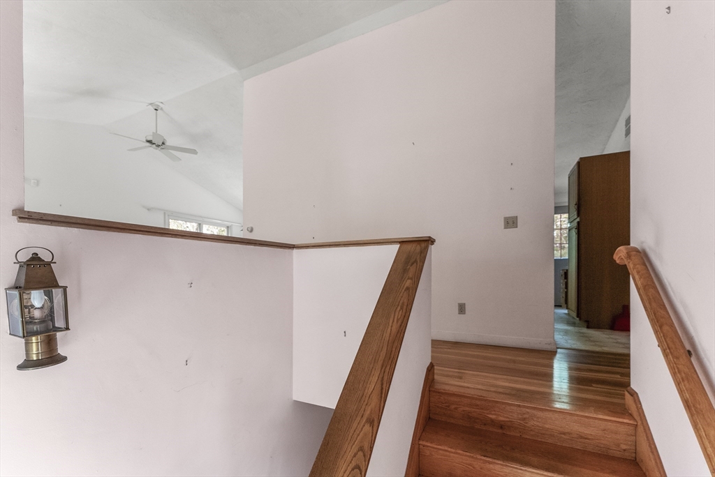4 Quamhassett Rd