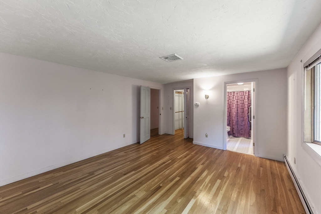 4 Quamhassett Rd