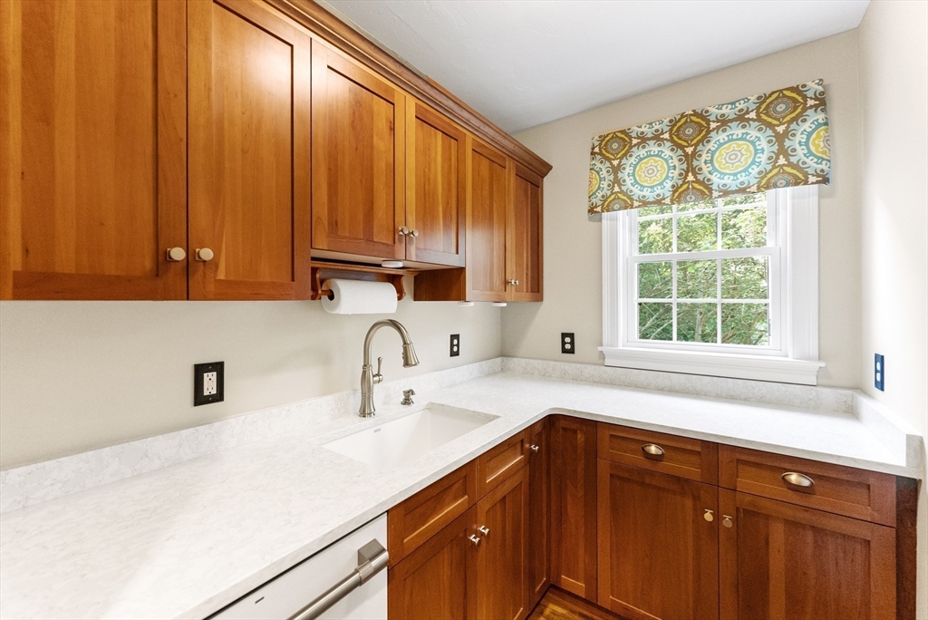 7 R Kingfisher Lane