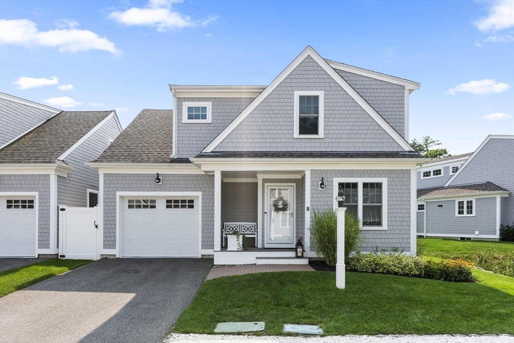 8 Twin Pines Lane # 8