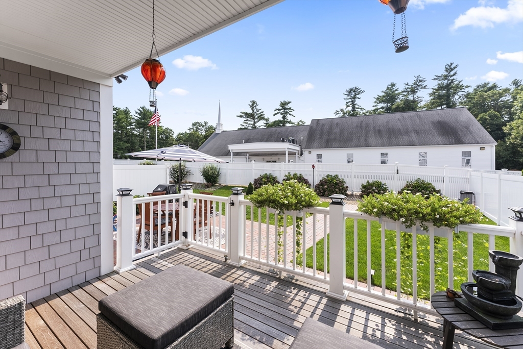 8 Twin Pines Lane # 8
