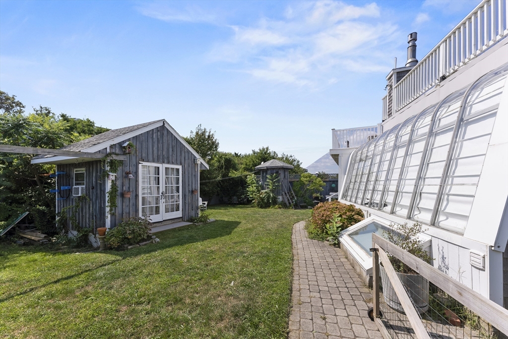 14 Taylor Ave