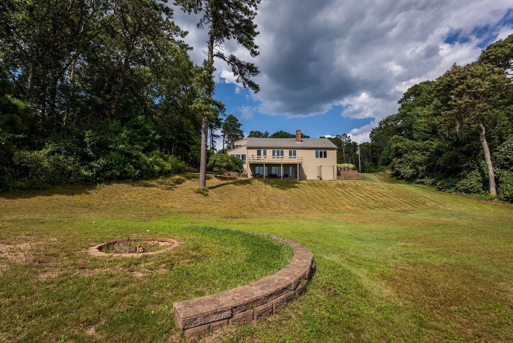 88 Tamarack Rd