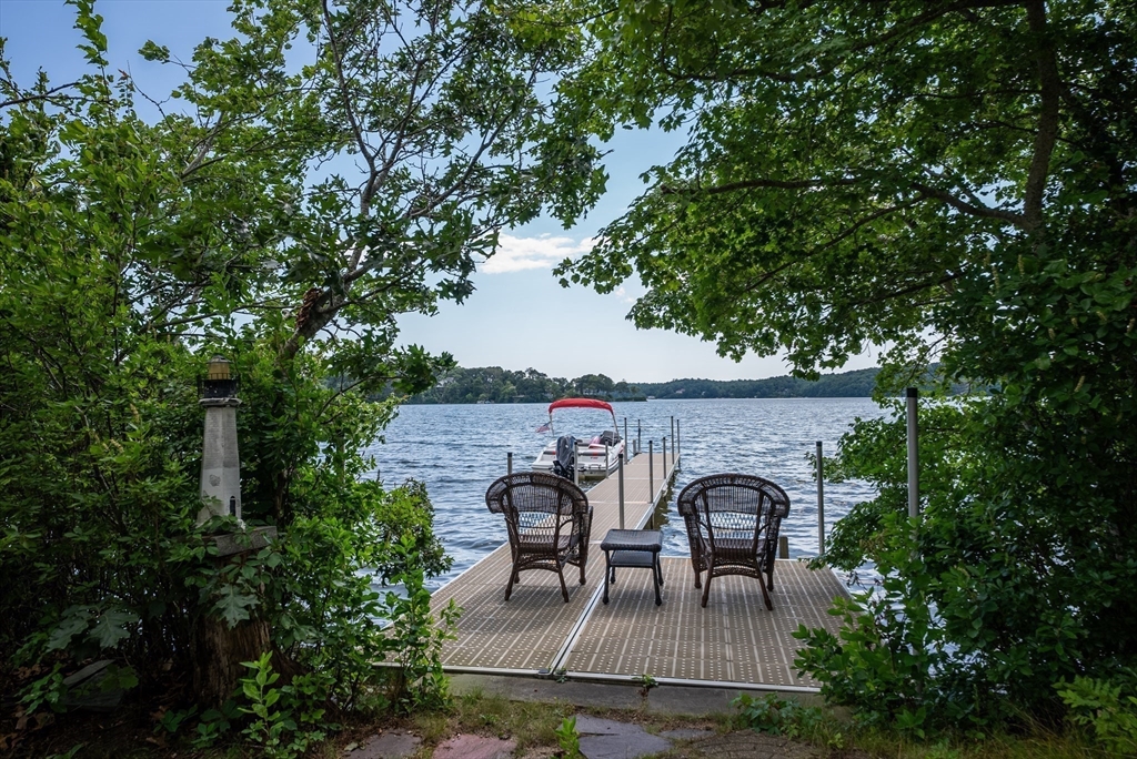 88 Tamarack Rd