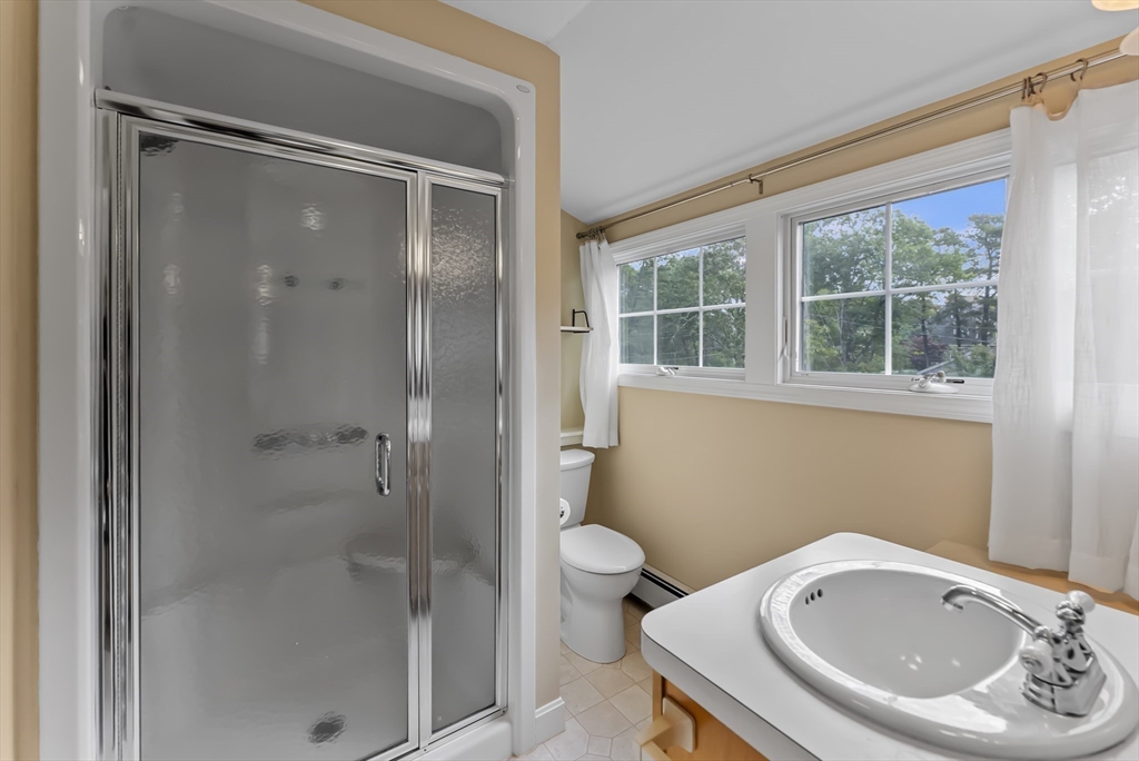 88 Tamarack Rd