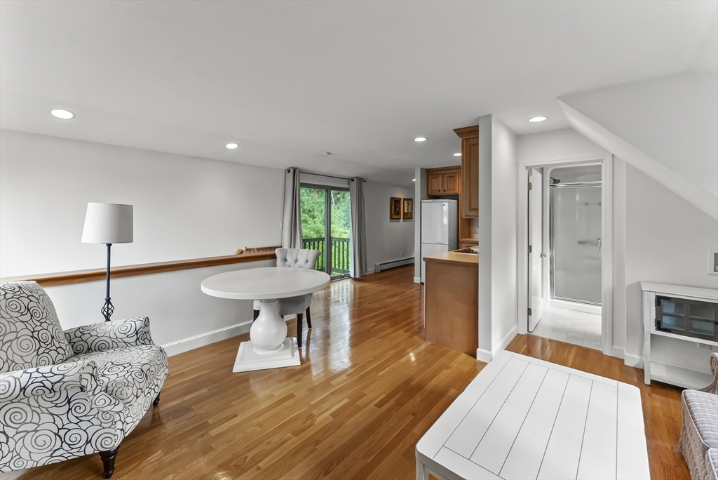 88 Tamarack Rd