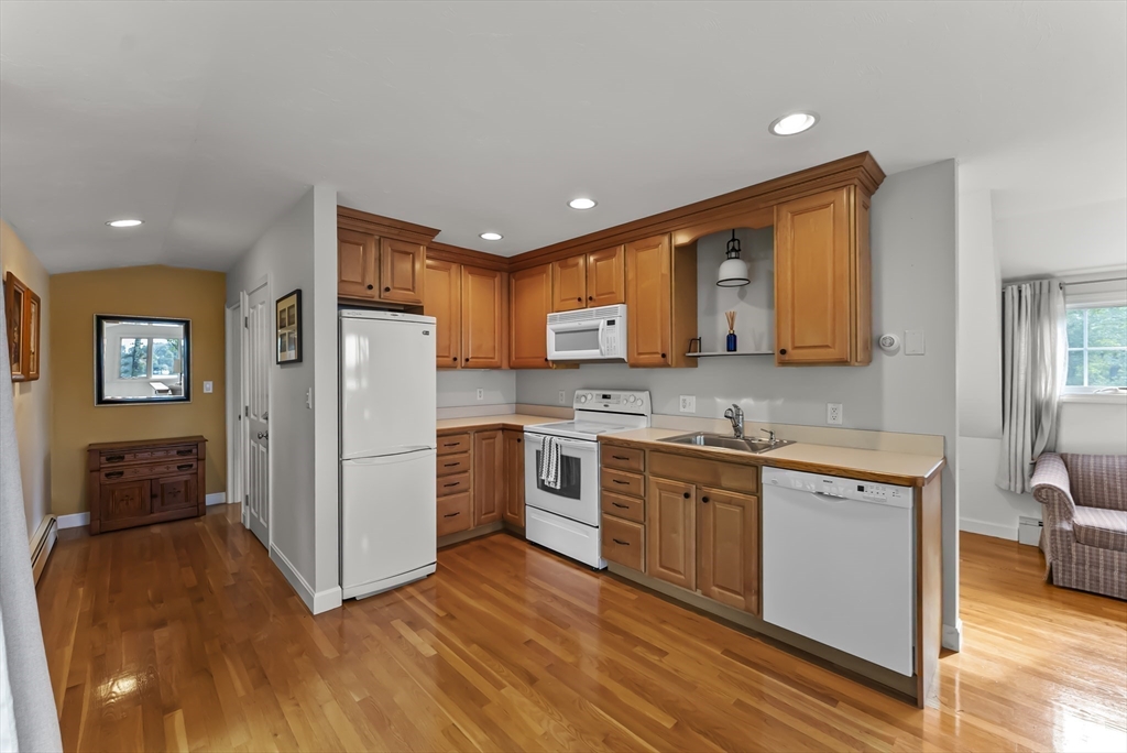 88 Tamarack Rd