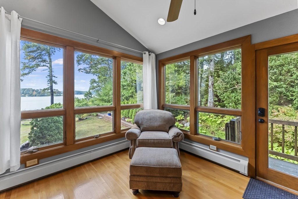 88 Tamarack Rd