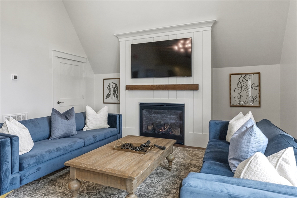 134 Court St # 5