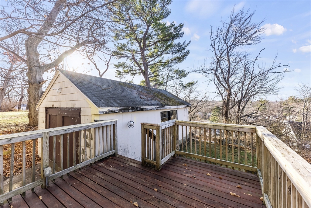 51 Overlook Rd