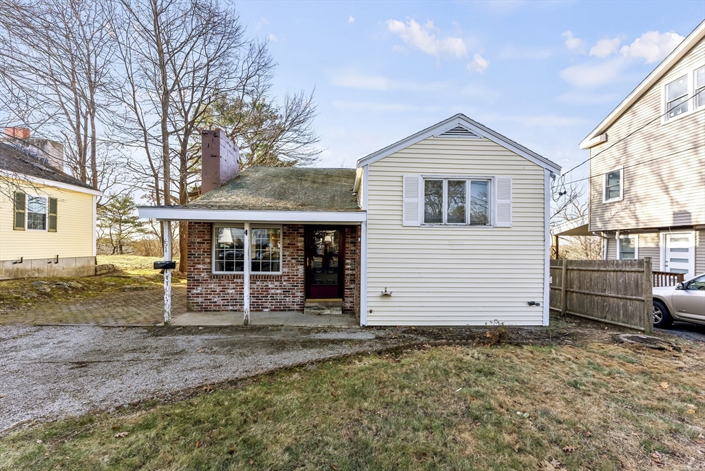 51 Overlook Rd