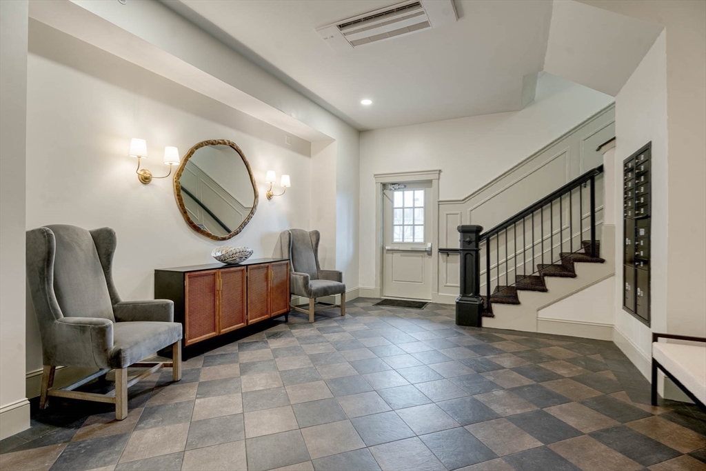 134 Court St # 10