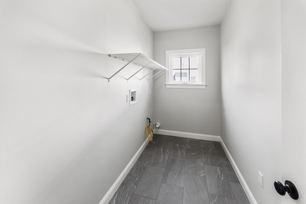 115 Thompson St