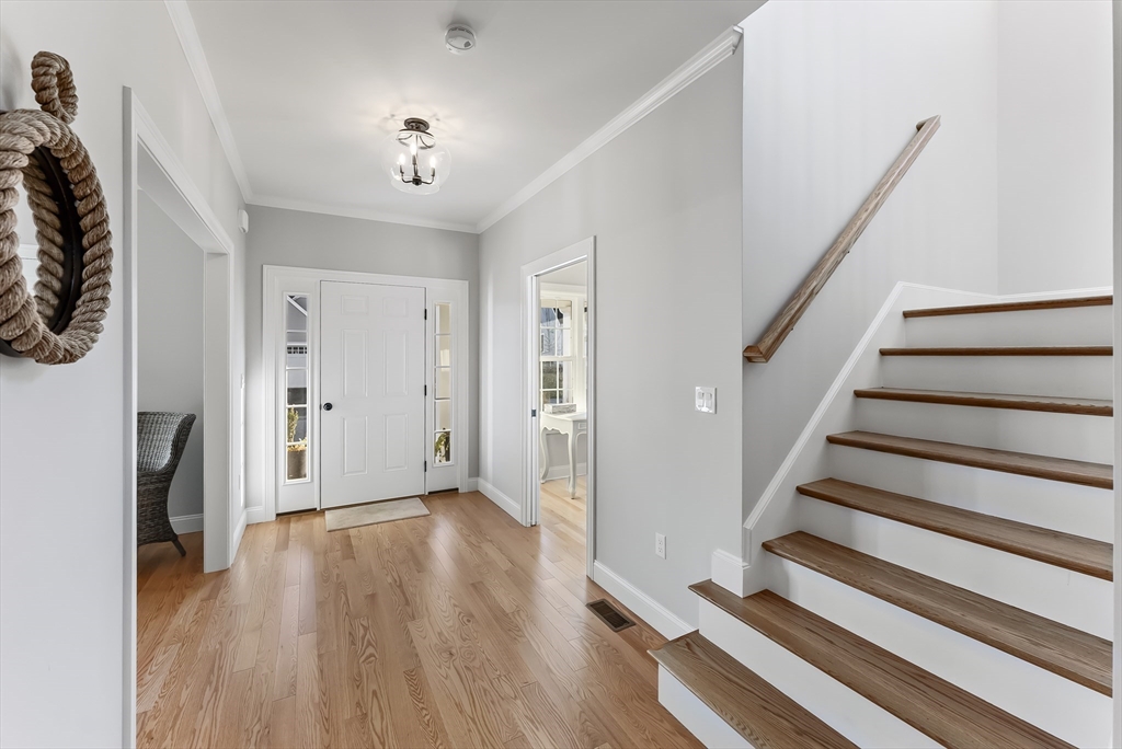 115 Thompson St